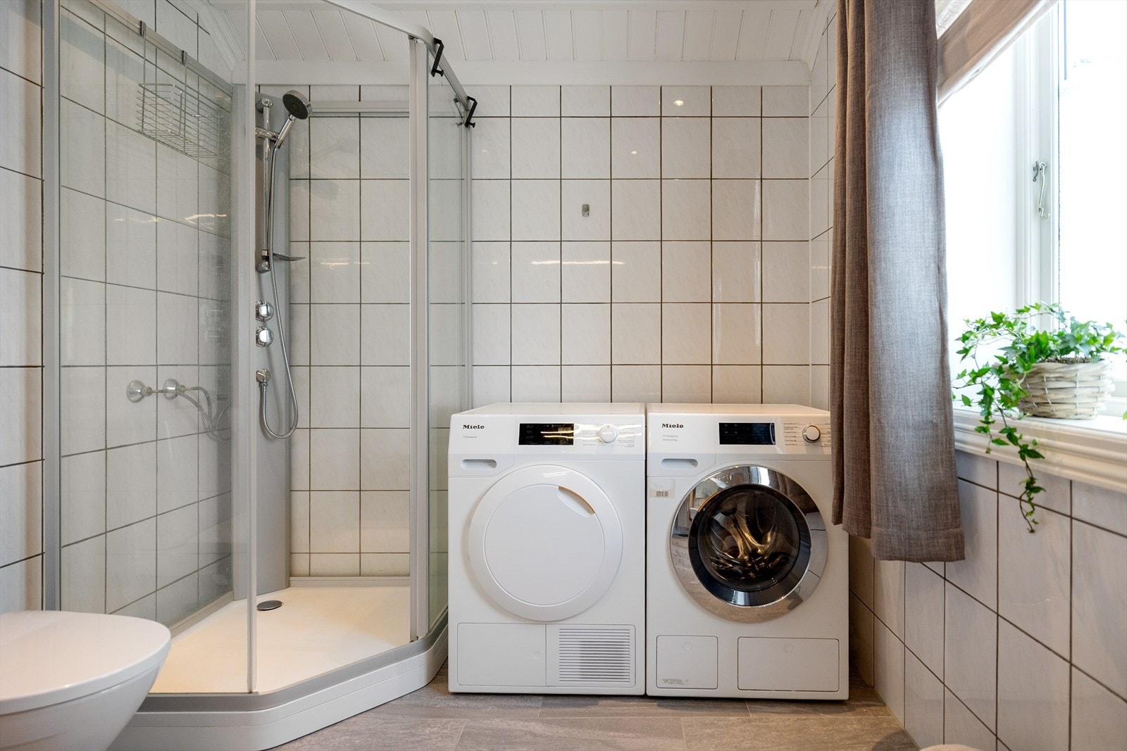 Baderommet Galleribilde