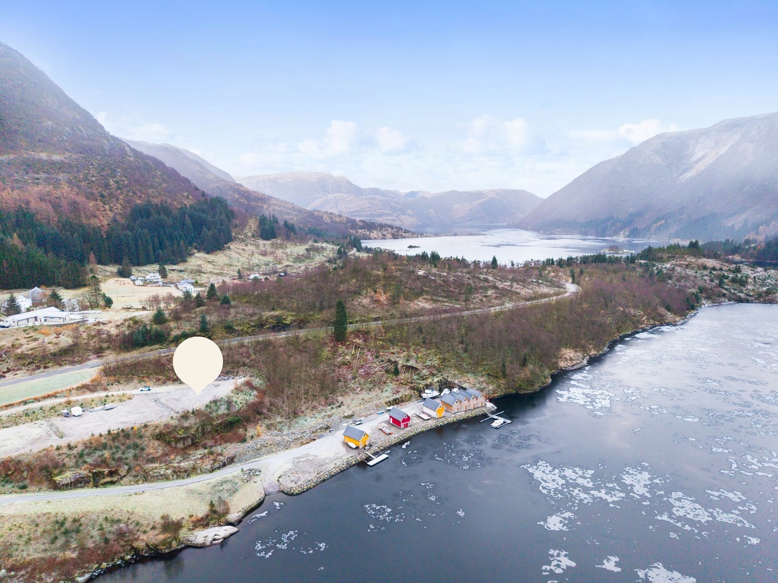 Kort gangavstand til egen naustetomt. Galleribilde