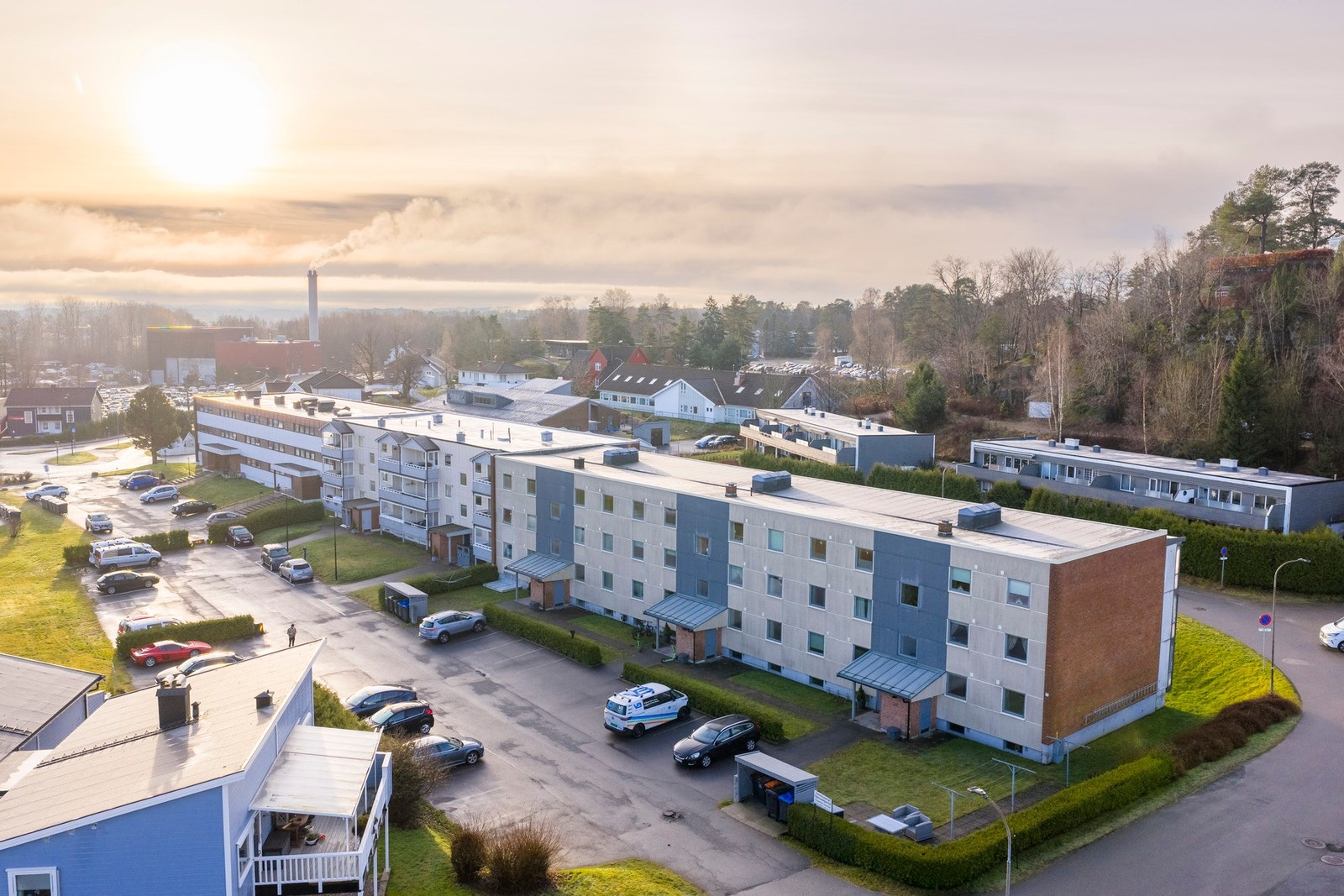 Leiligheten ligger i toppetasje (3.etg) med sort vestvendt balkong Galleribilde