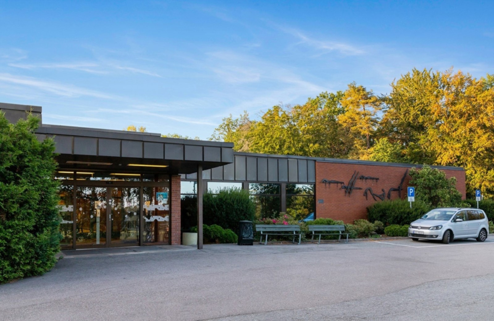 Svømmehallen i Burgården Galleribilde