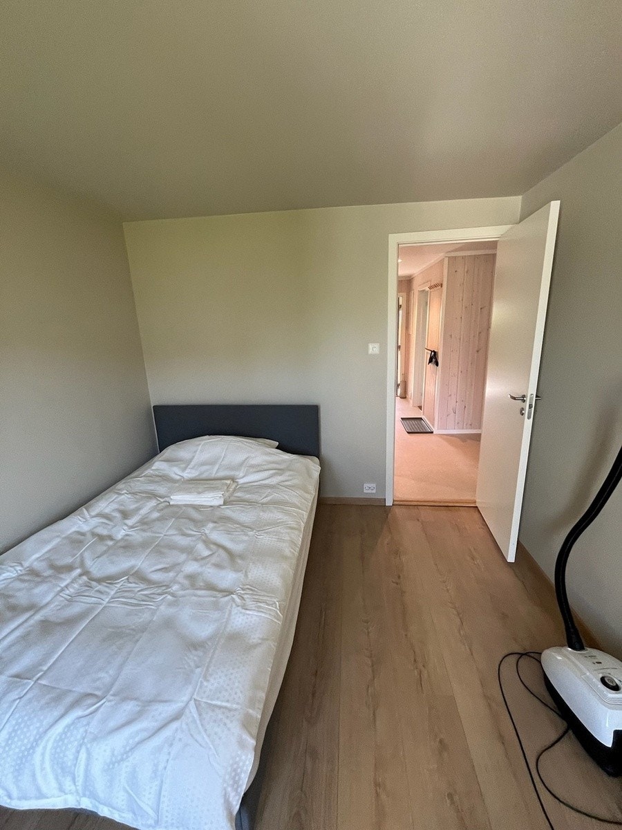 Soverom 2 1 etg Galleribilde