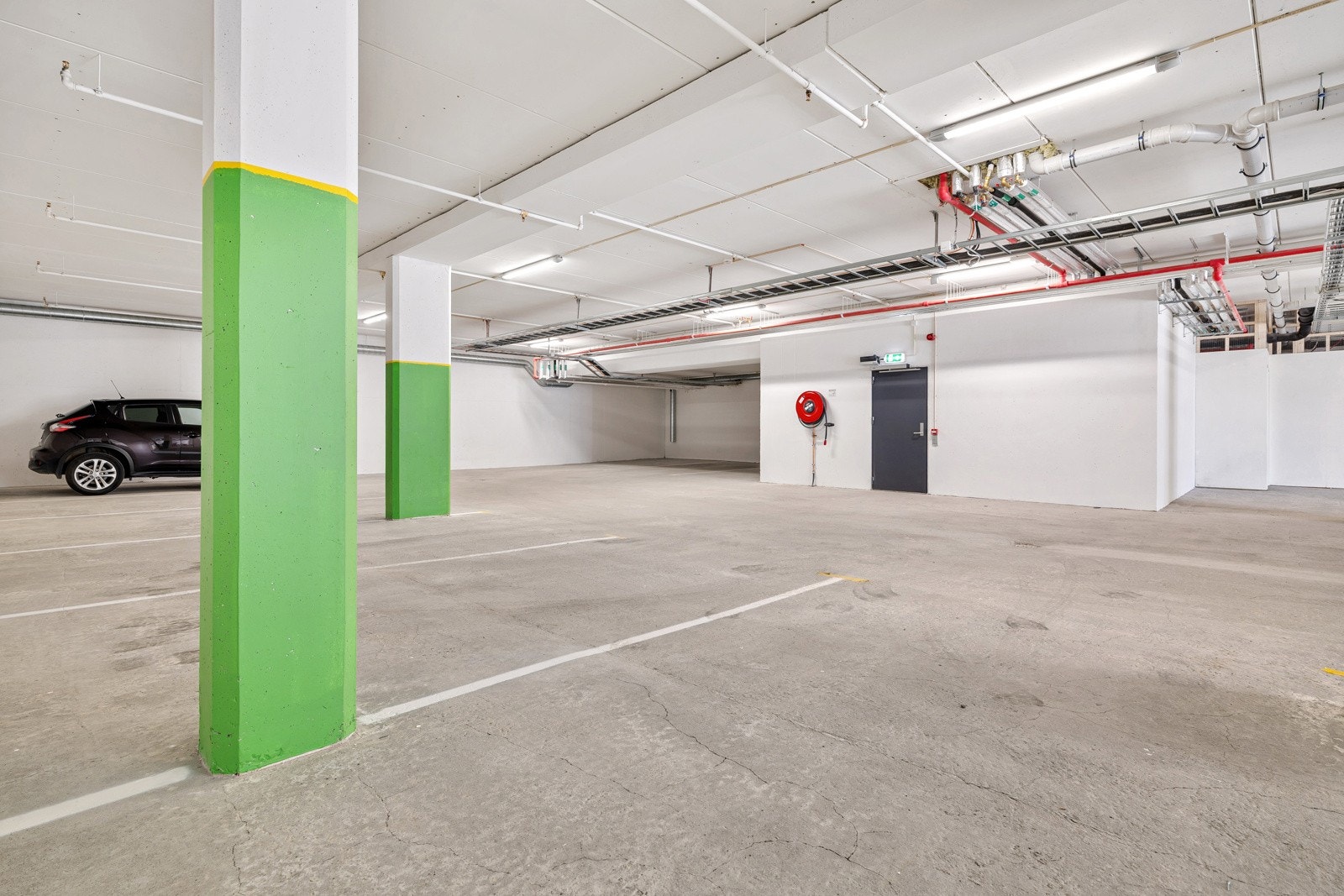 Egen garasjeplass i p-kjeller. Galleribilde