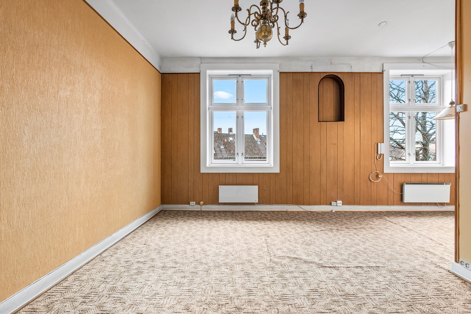 Fra stuen har man utsyn mot det rolige, felles gårdsrommet. Galleribilde