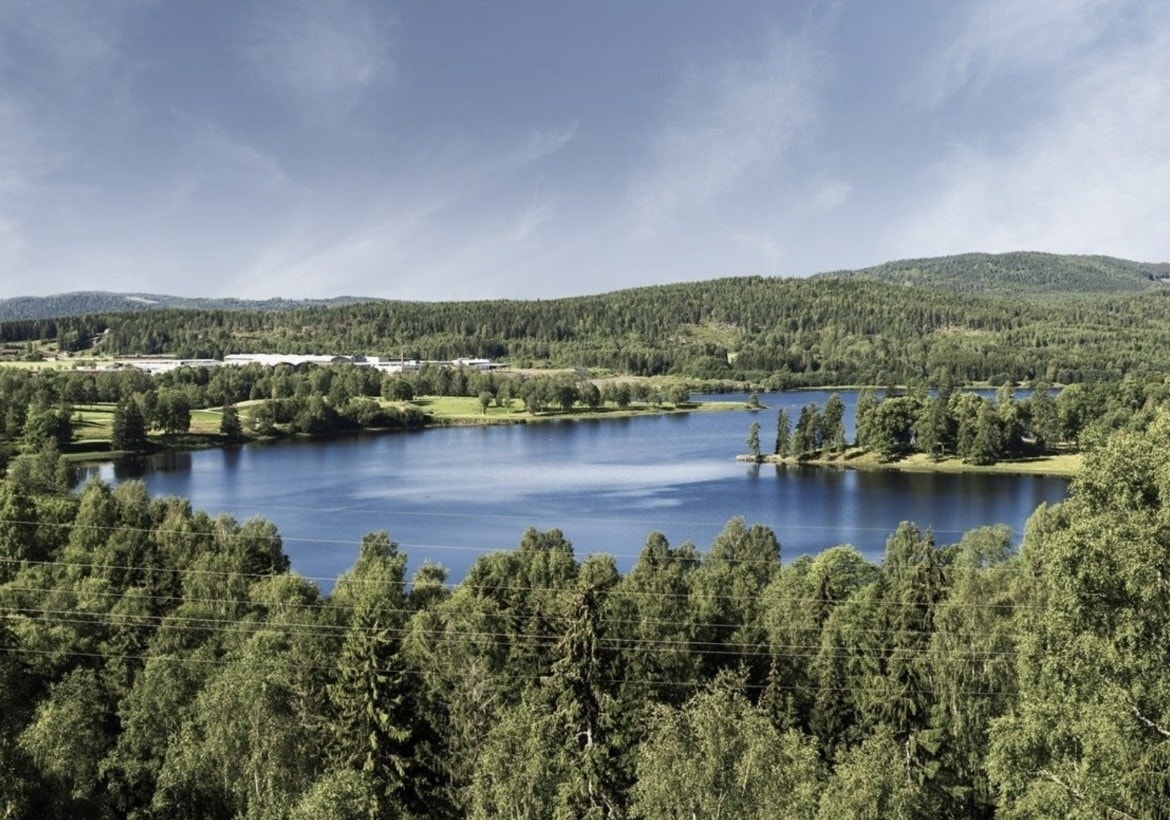 Bogstadvannet ligger i gangavstand Galleribilde