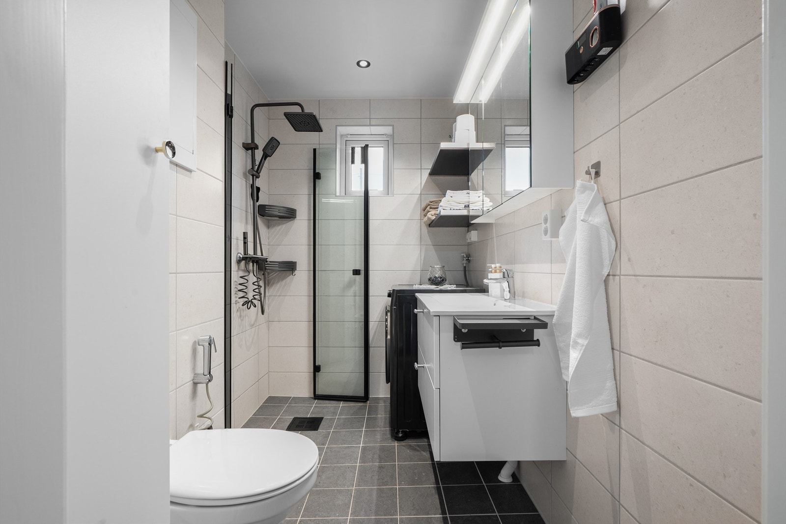 Badet ble rehabilitert i regi av borettslaget og ferdigstilt i 2025. Galleribilde