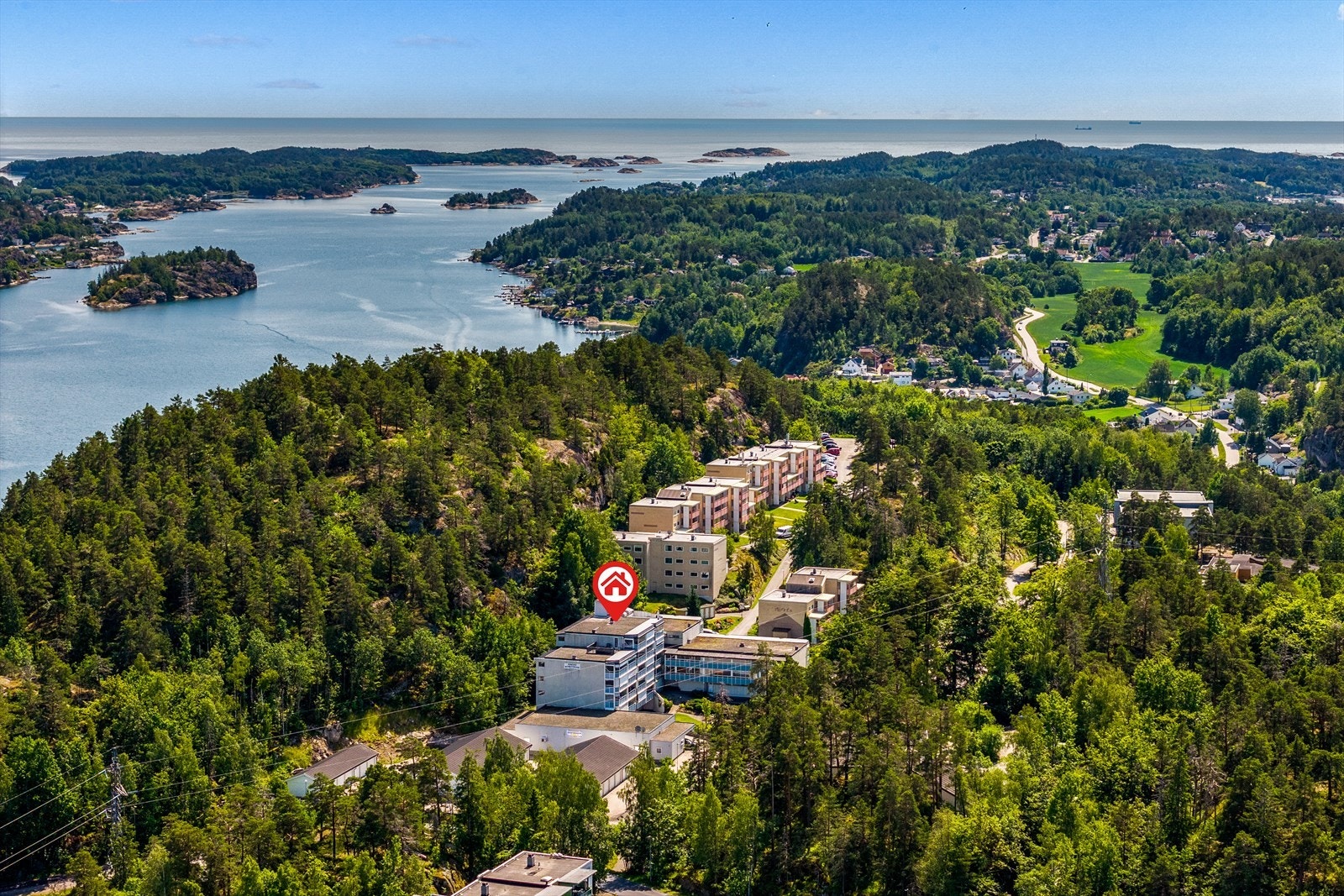 Her bor du sentralt, men likevel tilbaketrukket og rolig - med det beste av både urbane og naturnære kvaliteter innen rekkevidde. Galleribilde