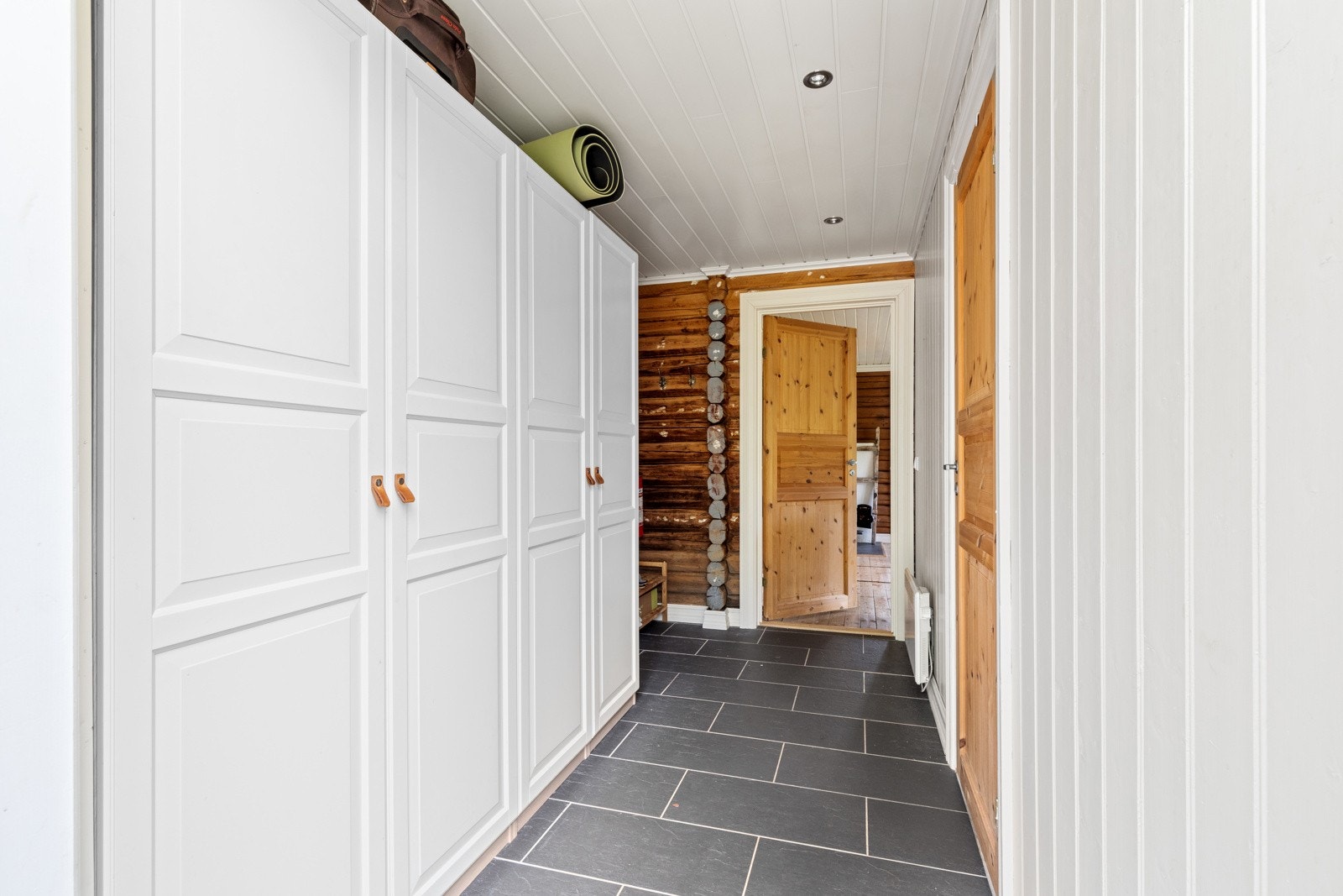 Eneboligen fremstår normalt godt vedlikeholdt og har gjennomgått større oppgraderinger rundt år 2010. Galleribilde