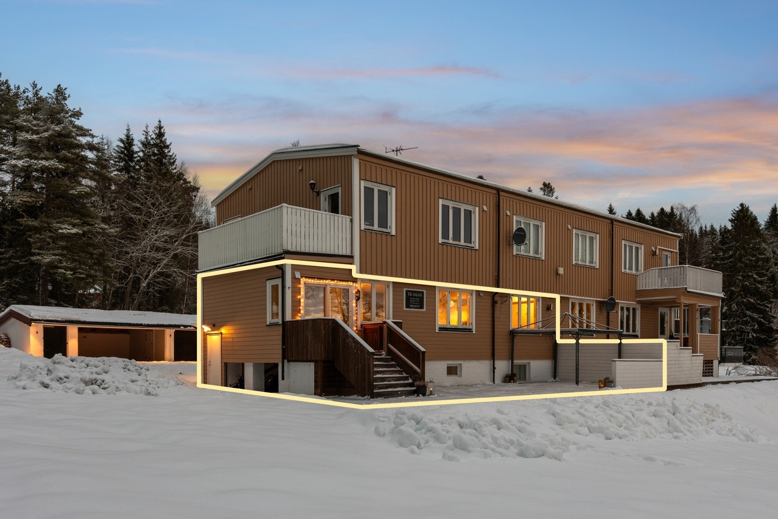 Velkommen til denne svært godt oppgraderte 1/4-parten med adresse Ringvålvegen 360. Galleribilde