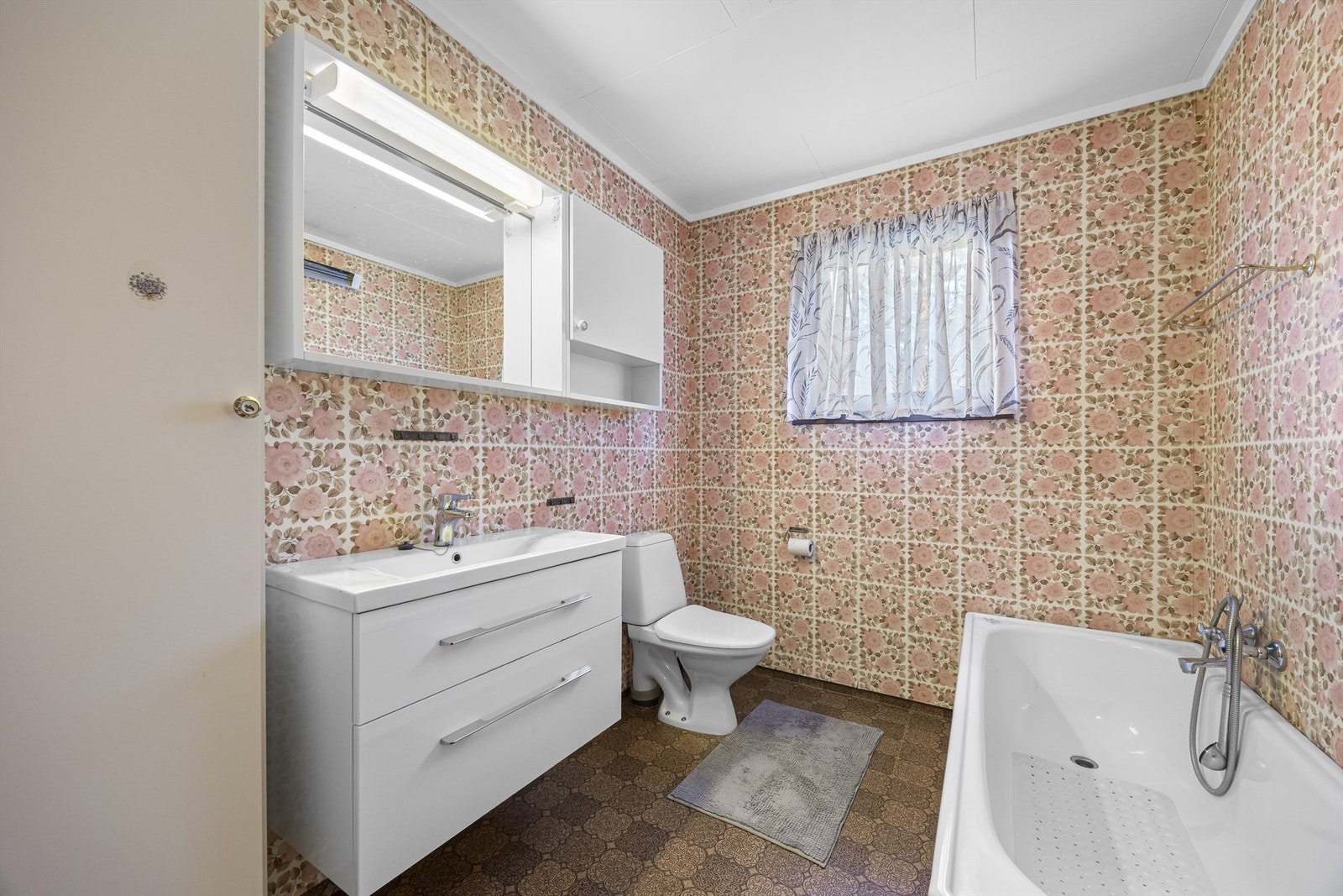 Baderom i hovedetasjen. Galleribilde