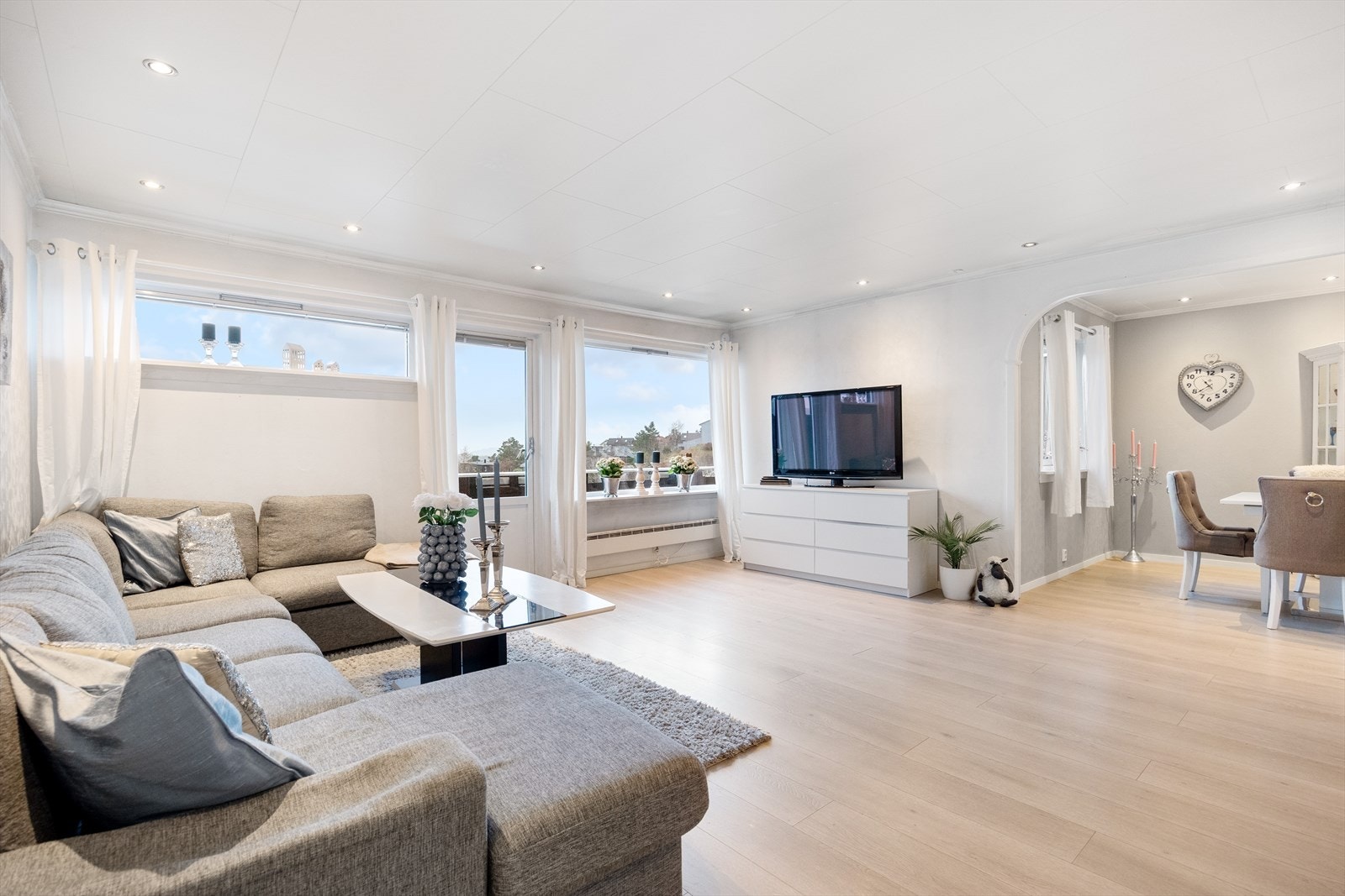 EiendomsMegler1 v/ Petter Krantz har gleden av å presentere Våkleivbrotet 5! Galleribilde