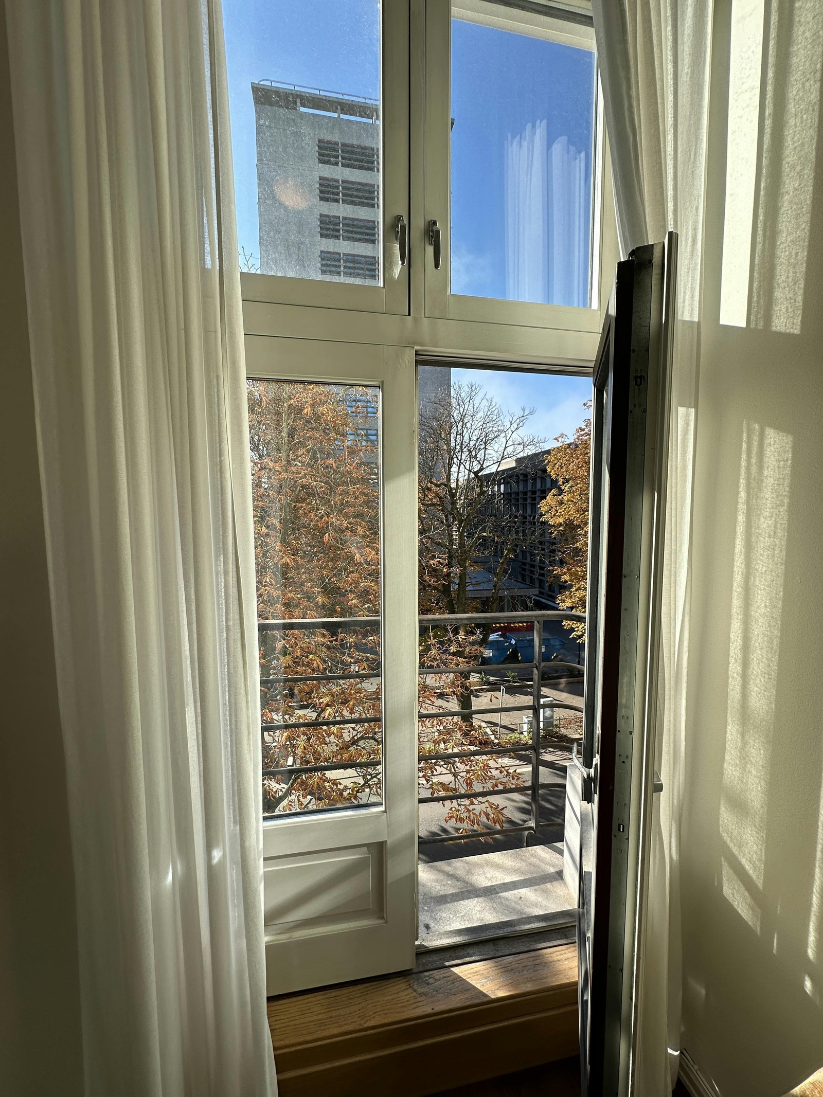 Fransk balkong Galleribilde