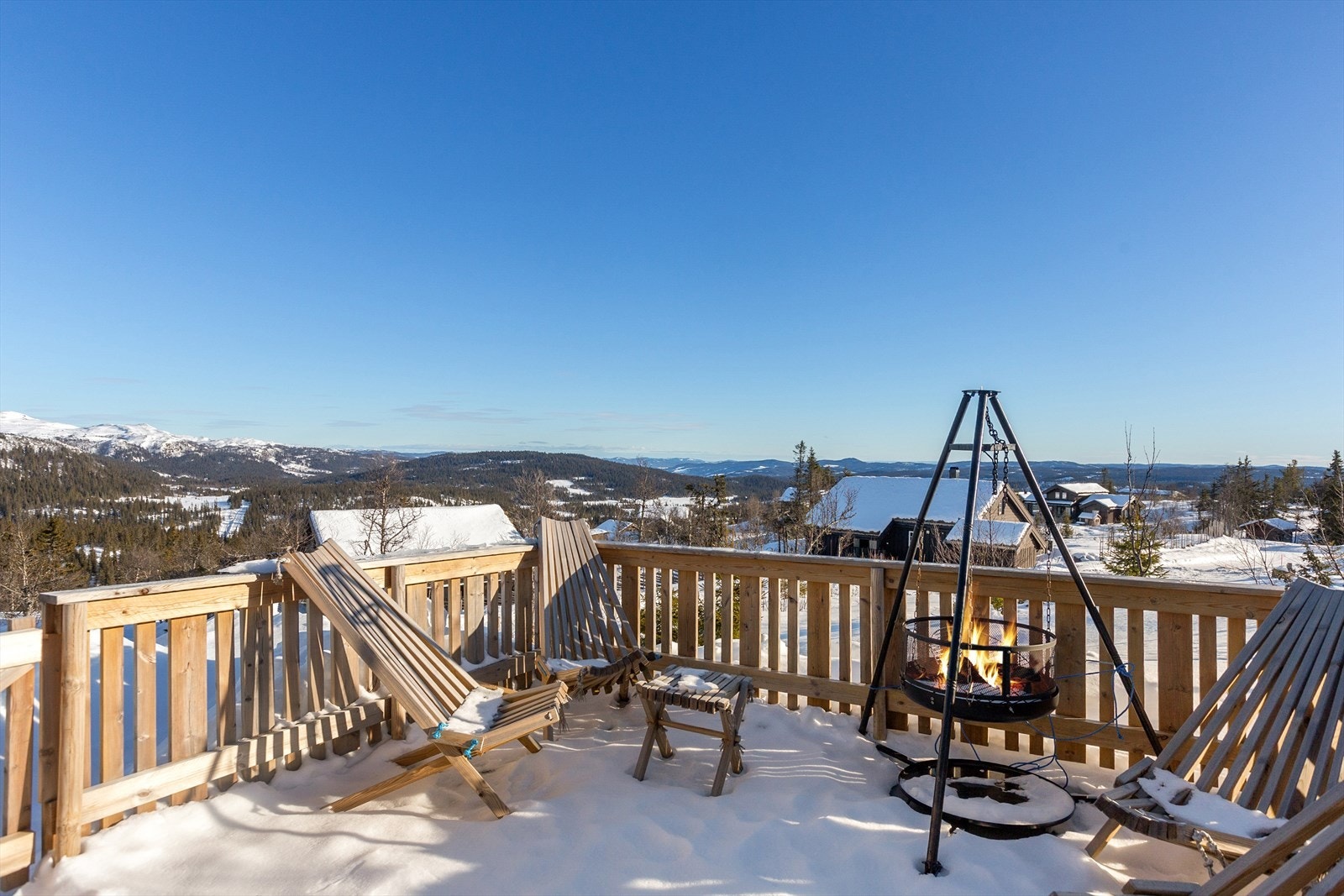 Her kan familien samles til hyggelige stunder og gode måltider ute i det fri. Galleribilde