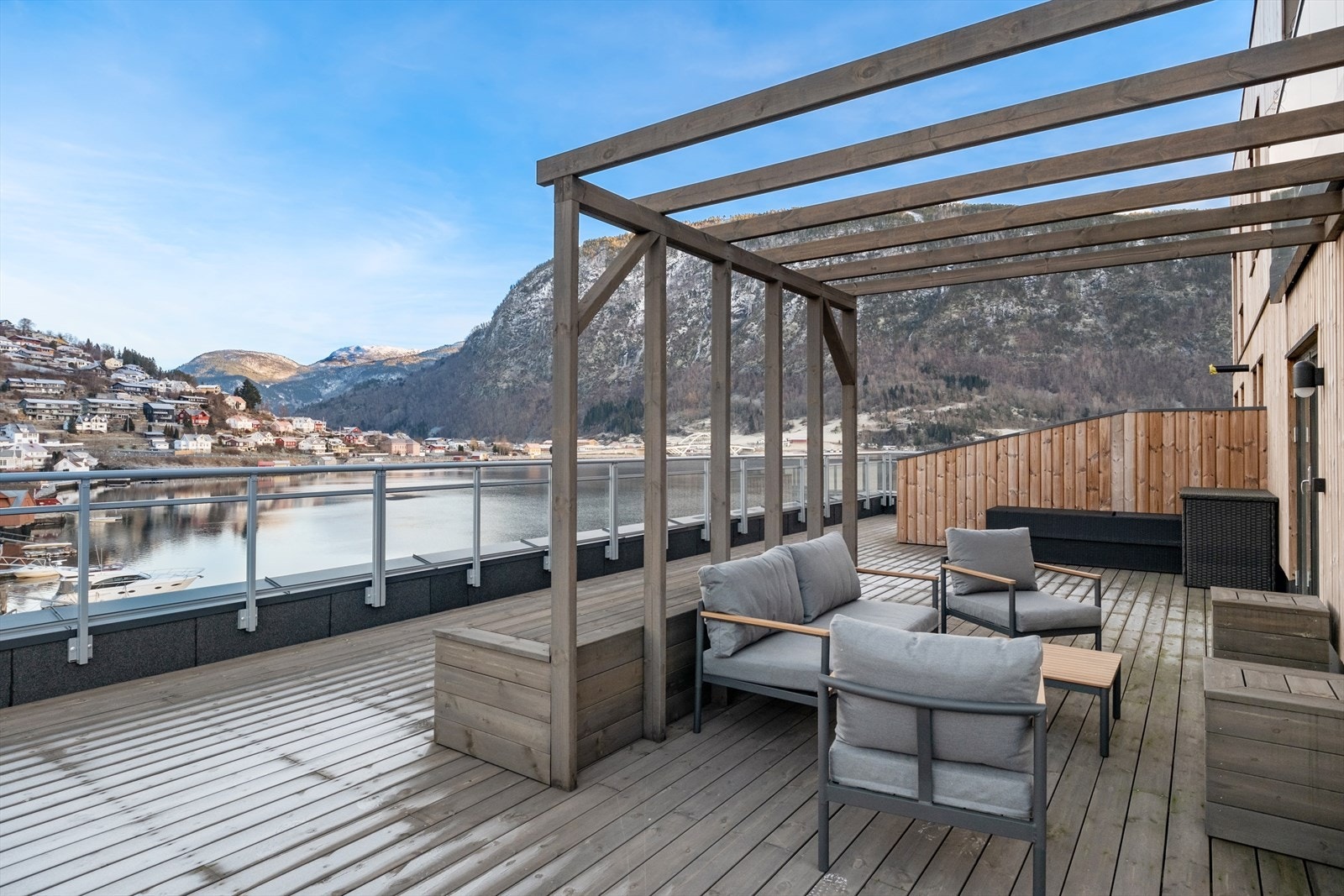 Felles takterrasse. Galleribilde