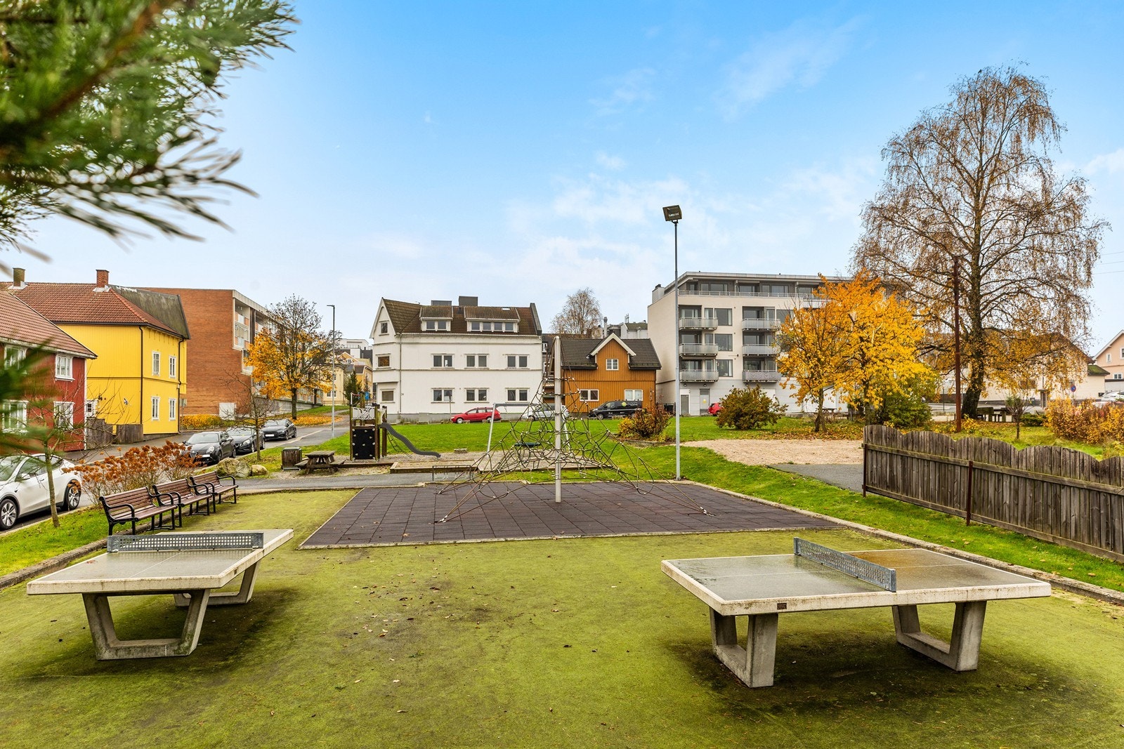 Lekeplass og parkområde Galleribilde