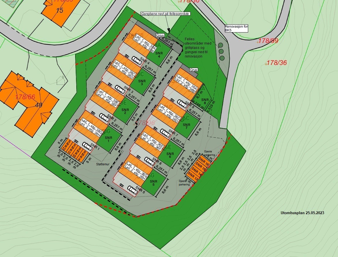 Utomhusplan og tomteinndeling mellom leilighetene Galleribilde