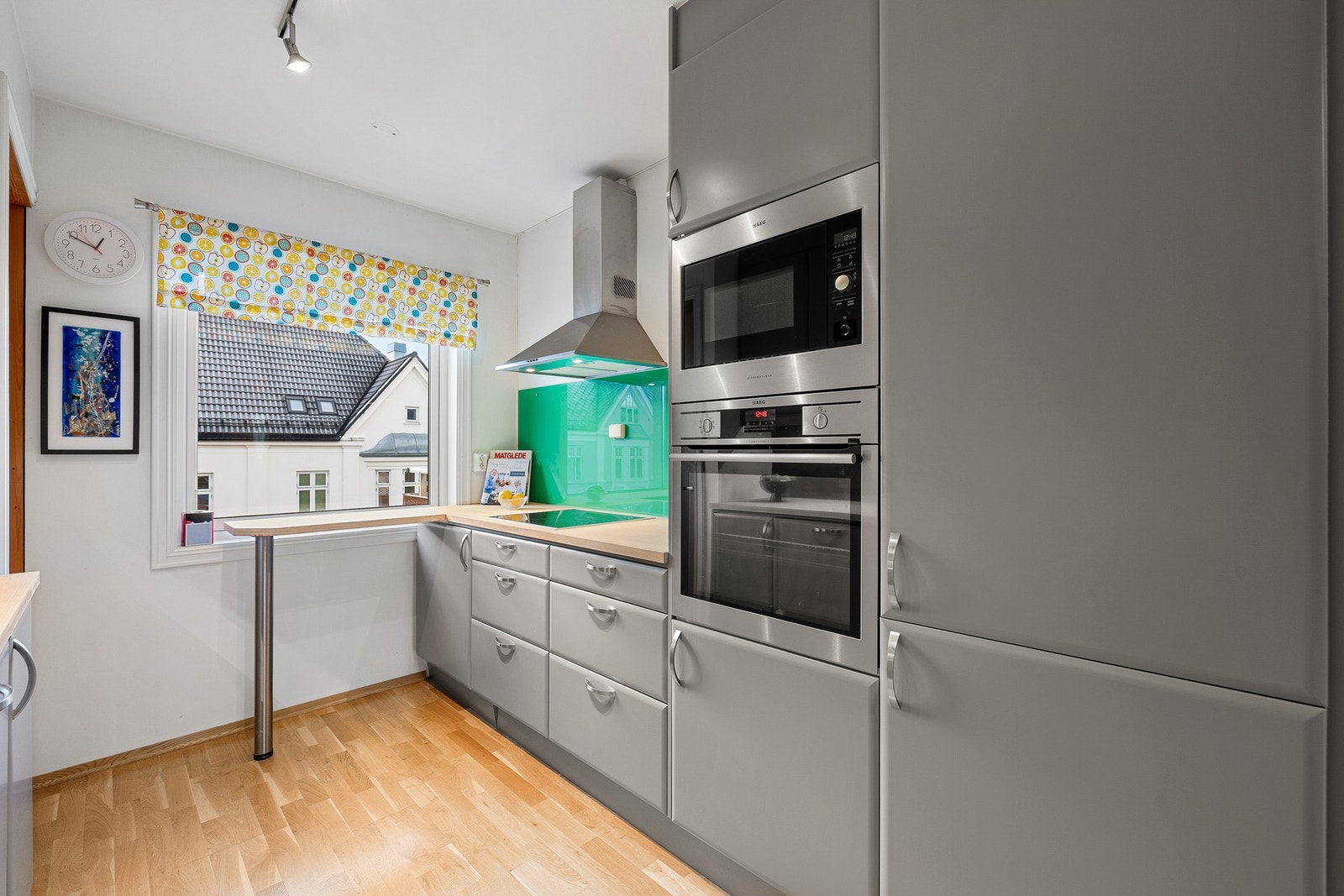 Kjøkkenet ligger i eget rom på 7,3 m² Galleribilde