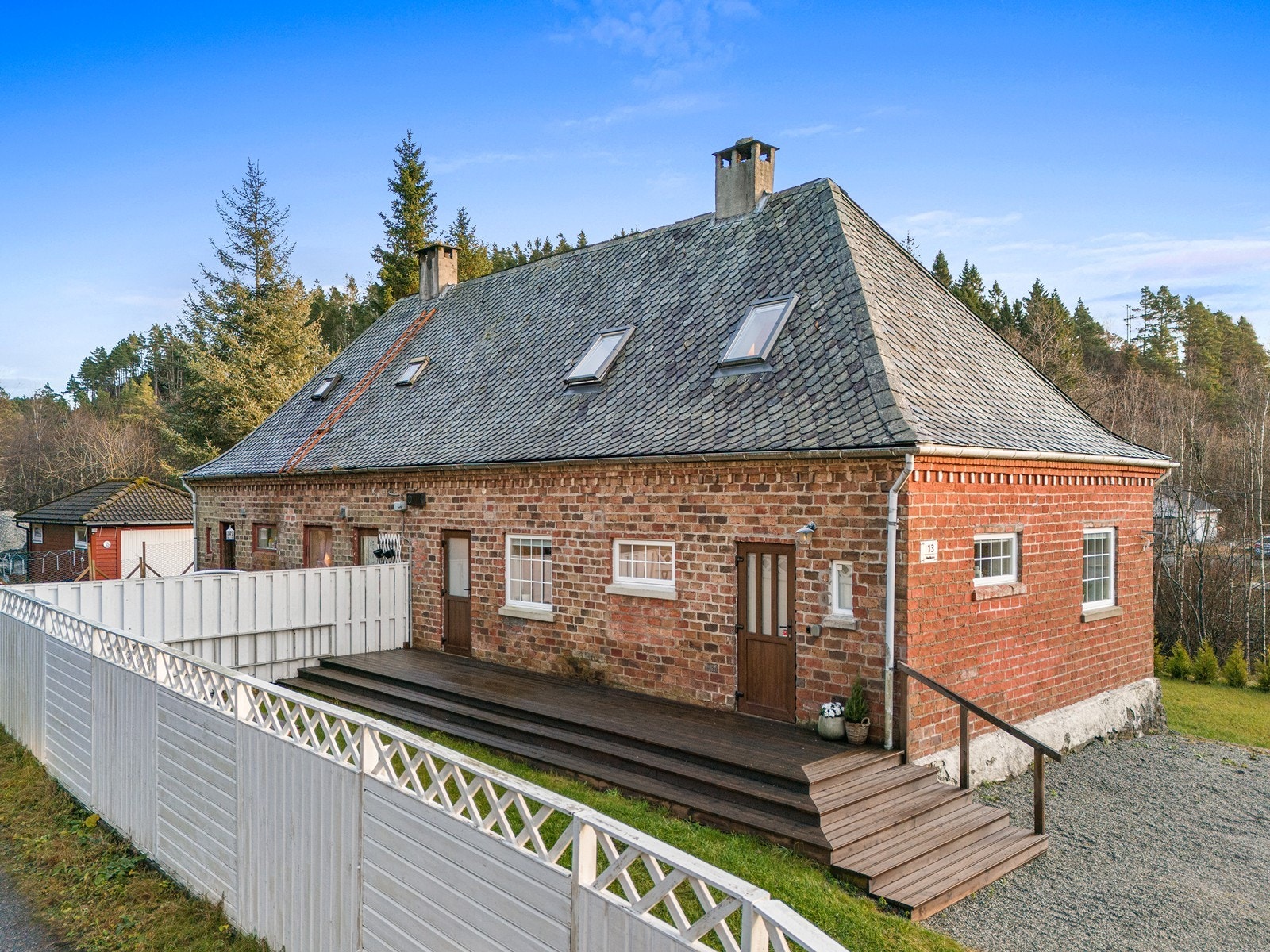 Velkommen til Rødkleiv 13 - presentert av Gudny Eldøy Kydland v/Eiendomsmegler Norge Galleribilde