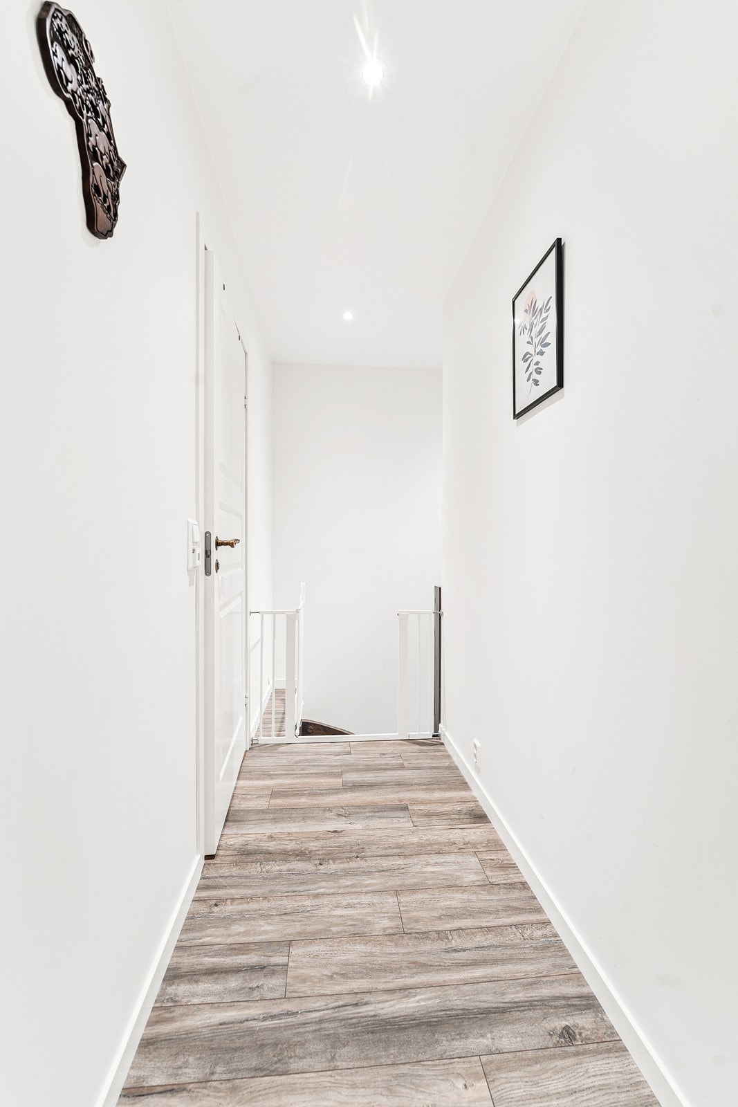 Andre etasje rommer tre soverom et bad Galleribilde