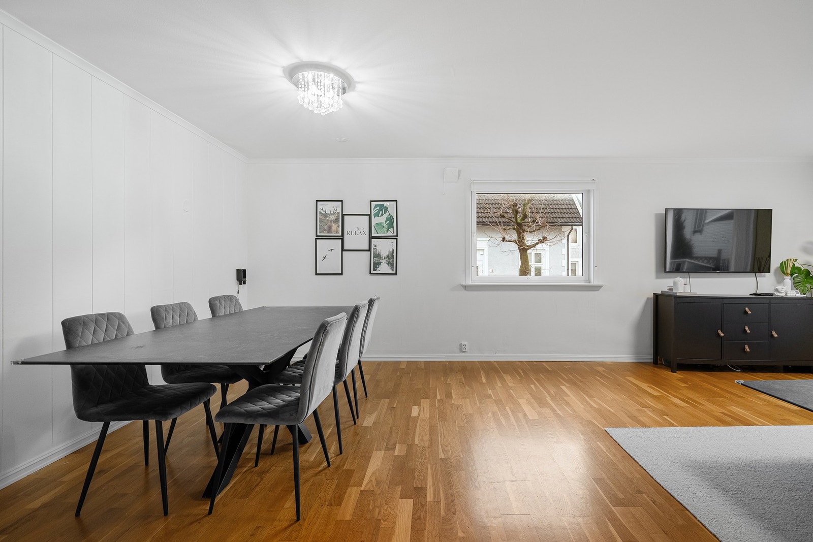 Stue/spisestue Galleribilde