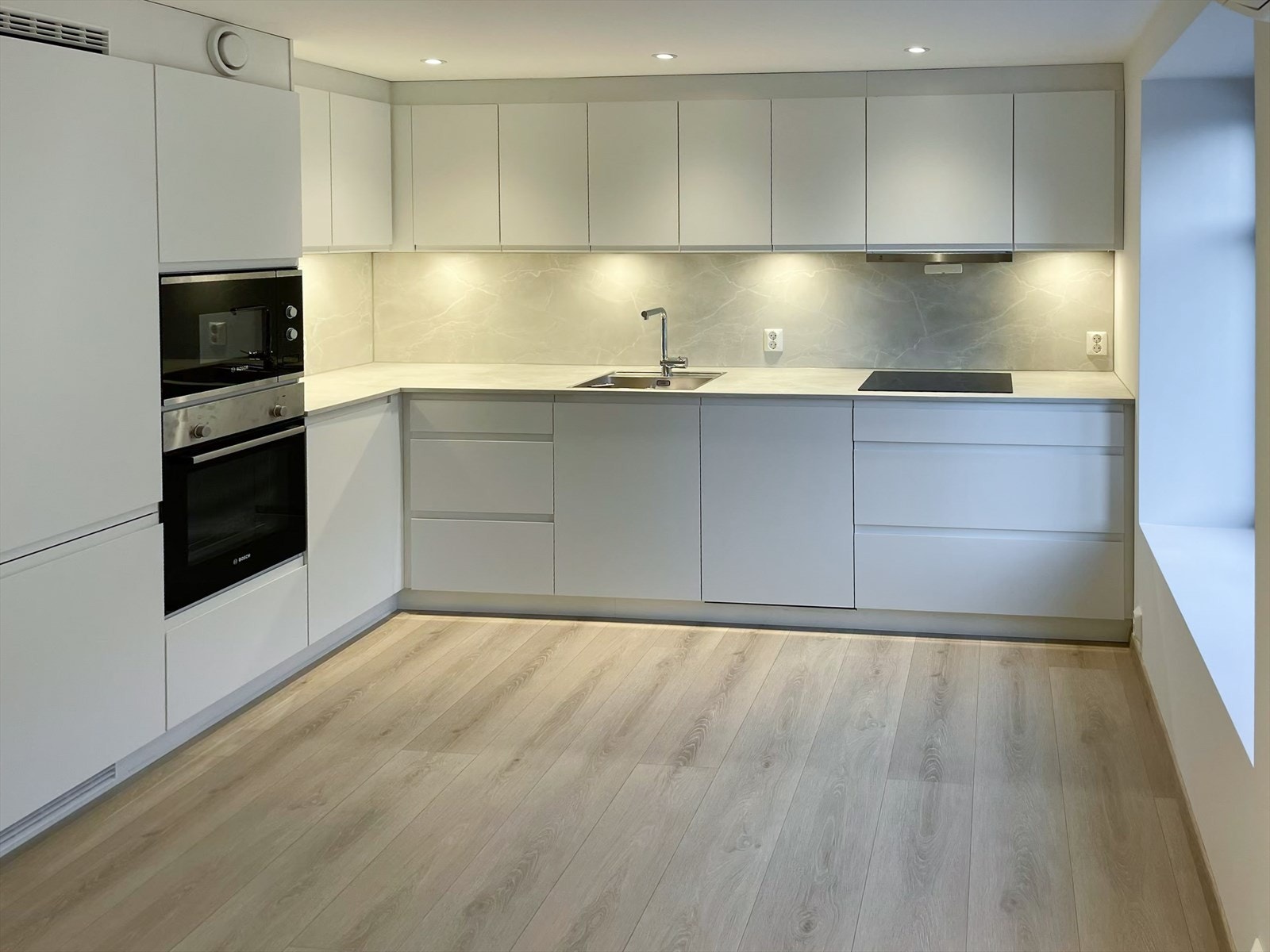 Leilighet i 1.etasje/u.etasjen. Galleribilde