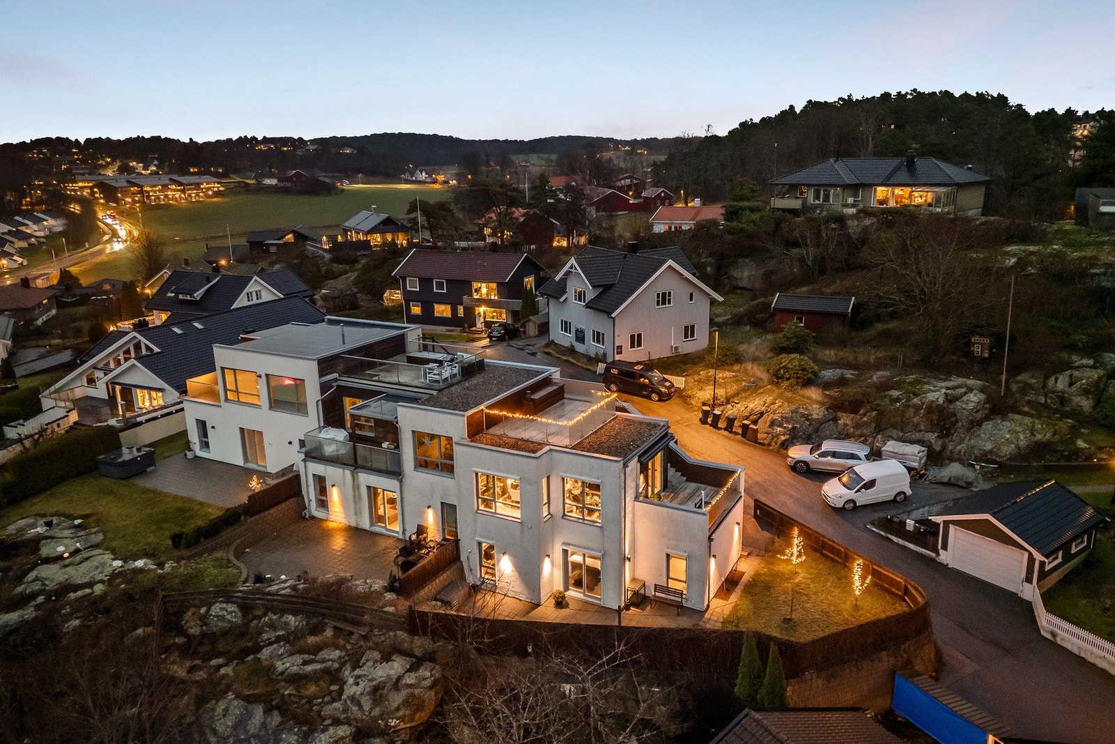 Velkommen til en bolig med ekte X-faktor! Dette er en bolig som byr på både kvalitet og trivsel i hverdagen. Galleribilde