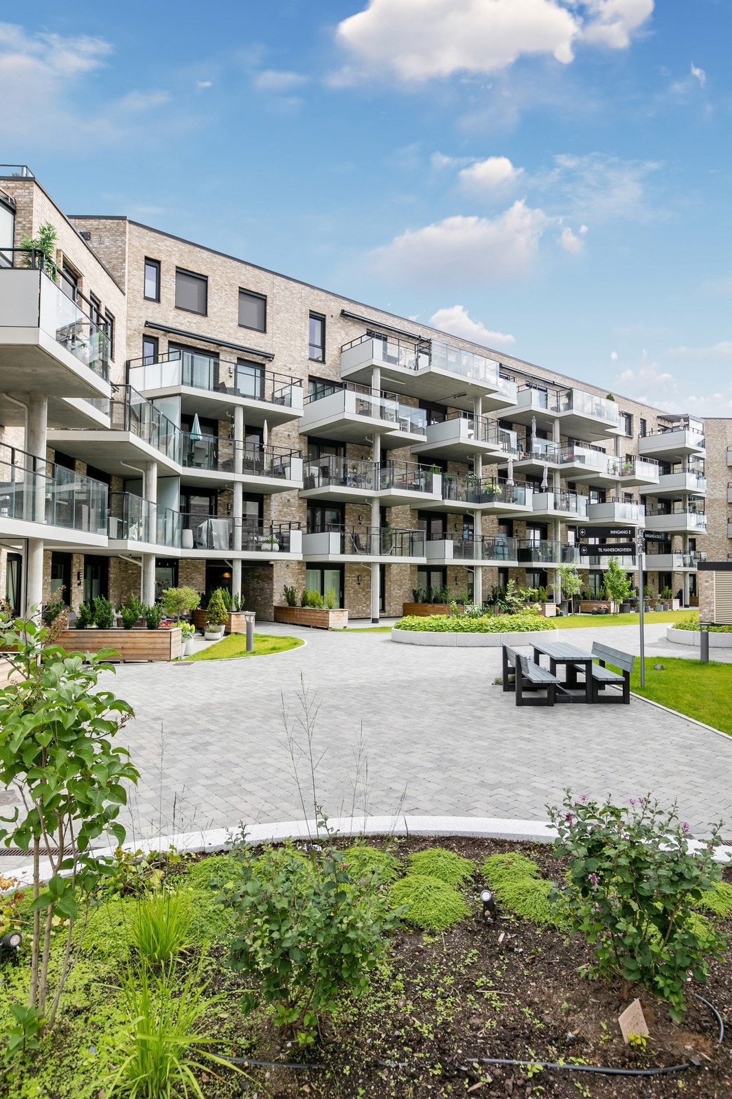 Moderne fasade og flott arkitektur. Galleribilde