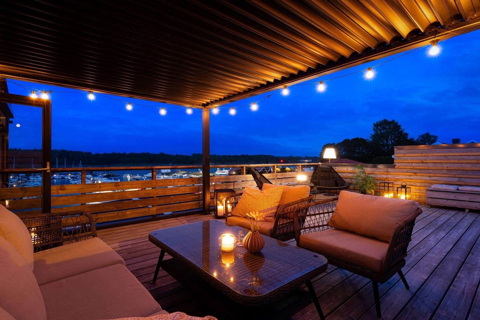 Eiendommen ligger på Stoa, med flott utsikt mot Langesundsfjorden og den vakre skjærgården! Galleribilde