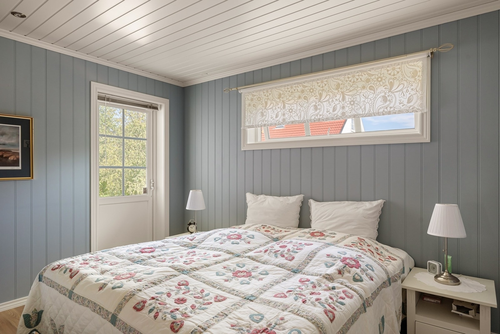 Med generøse 15 kvm., eget bad og walk-in closet er dette et fullkomment master bedroom. Galleribilde