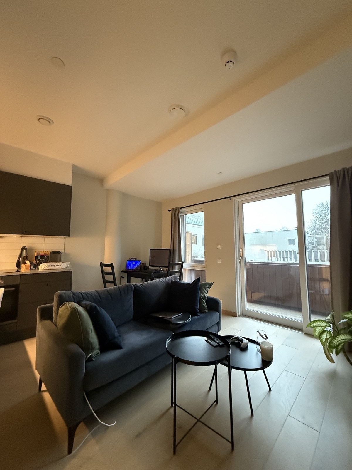 Direkte utgang til balkong! Galleribilde