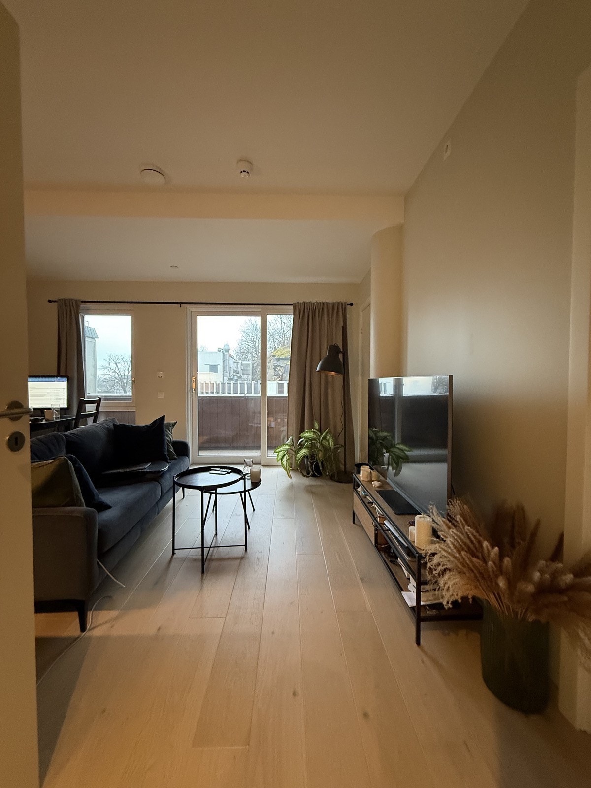 Moderne leilighet beliggende rett over Farmandstredet Galleribilde