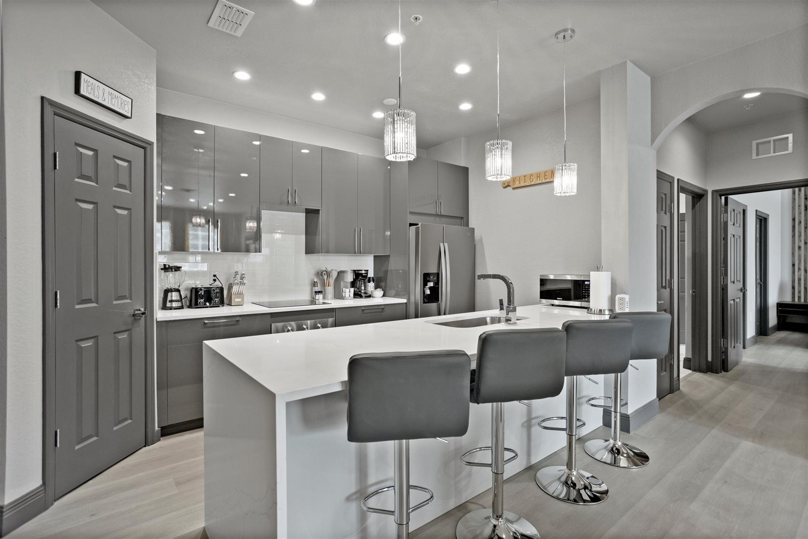 Vegg til kjøkken har blitt fjernet Galleribilde