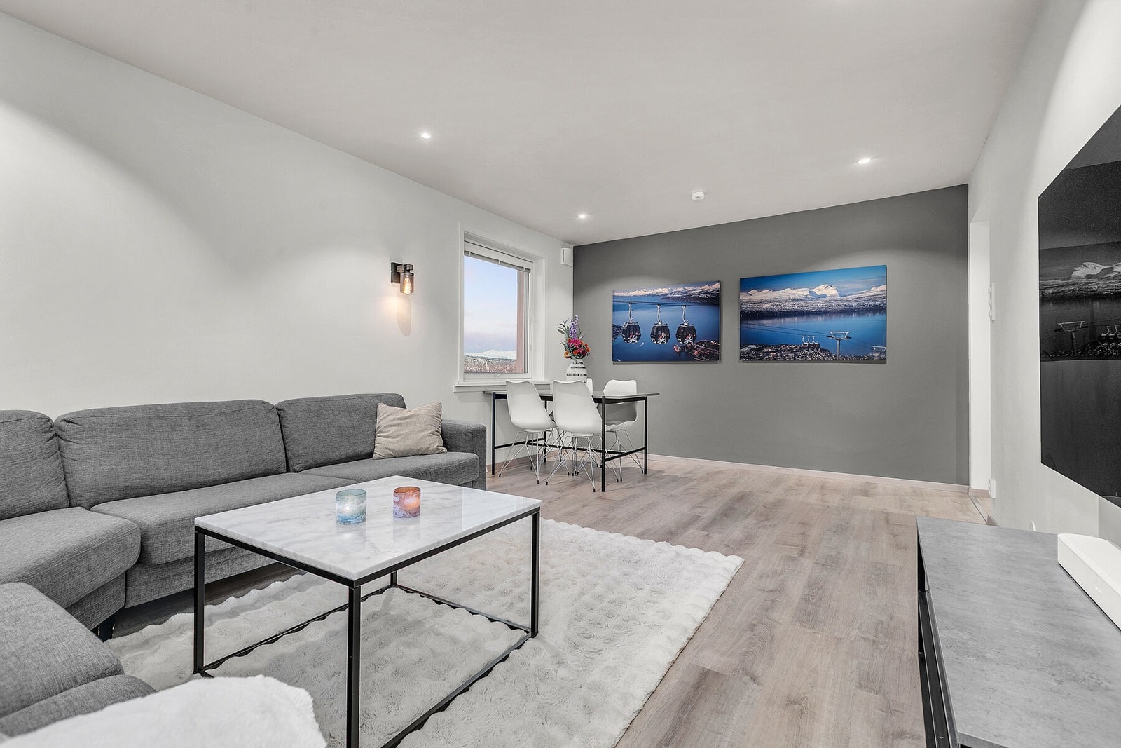 Plass til spisebord i stuen Galleribilde