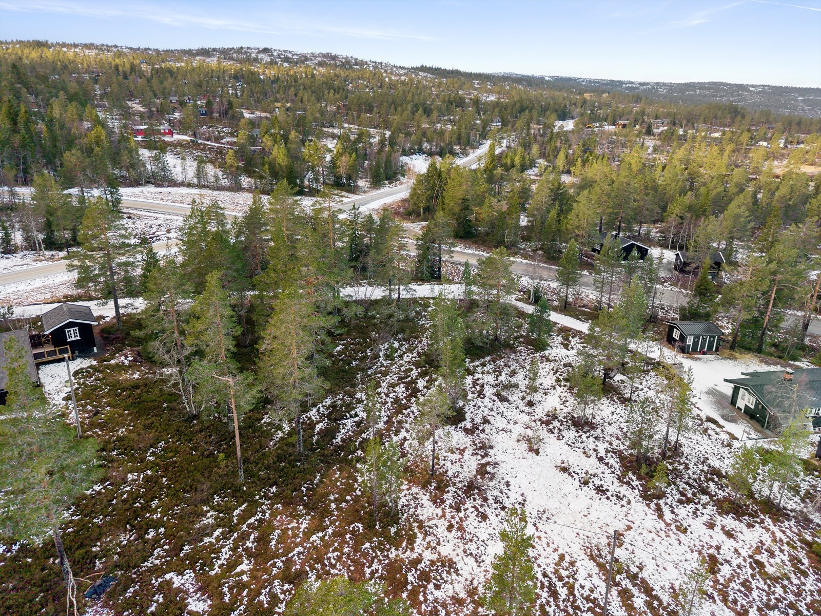 Området har flotte helårsaktiviteter med stier, sykkelmuligheter, fiskeplasser og oppkjørte skiløyper. Galleribilde