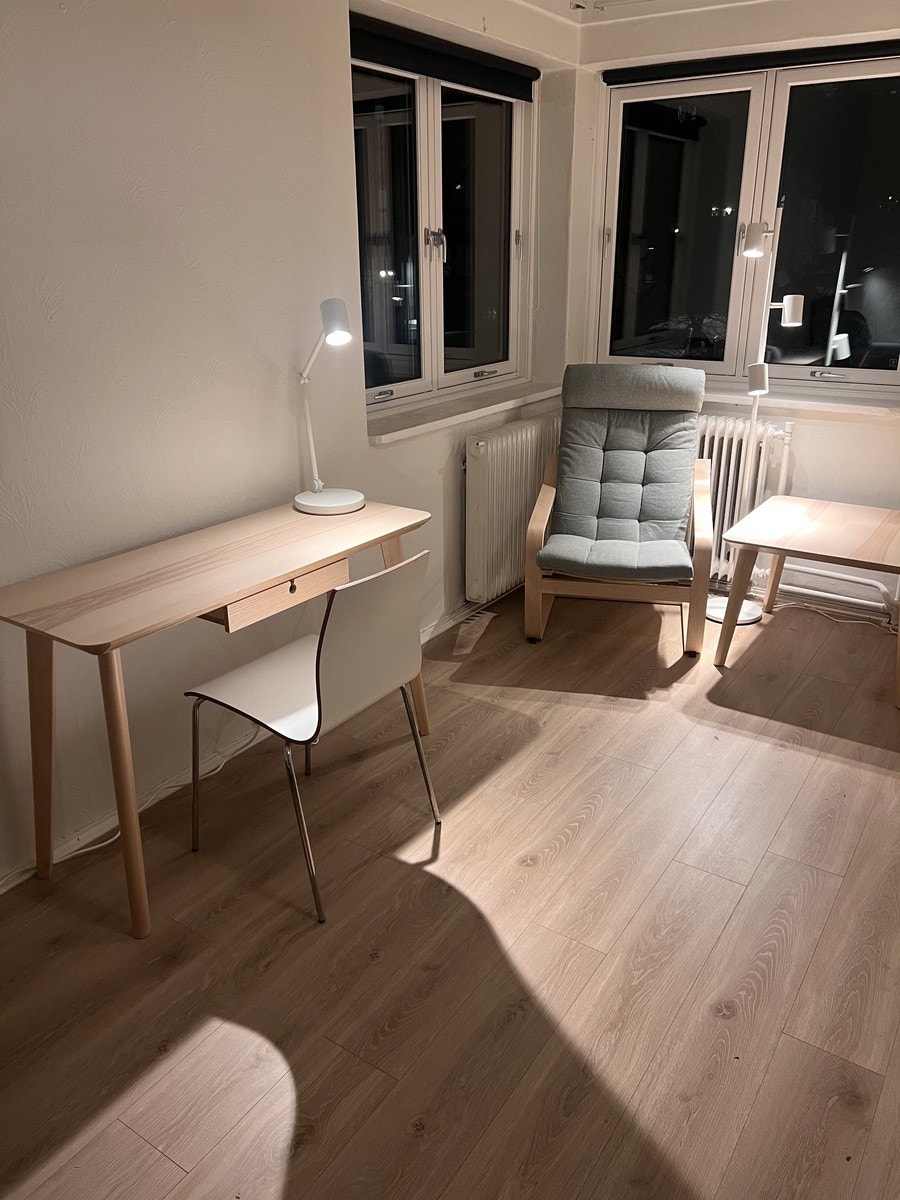 God stol og skrivebord Galleribilde