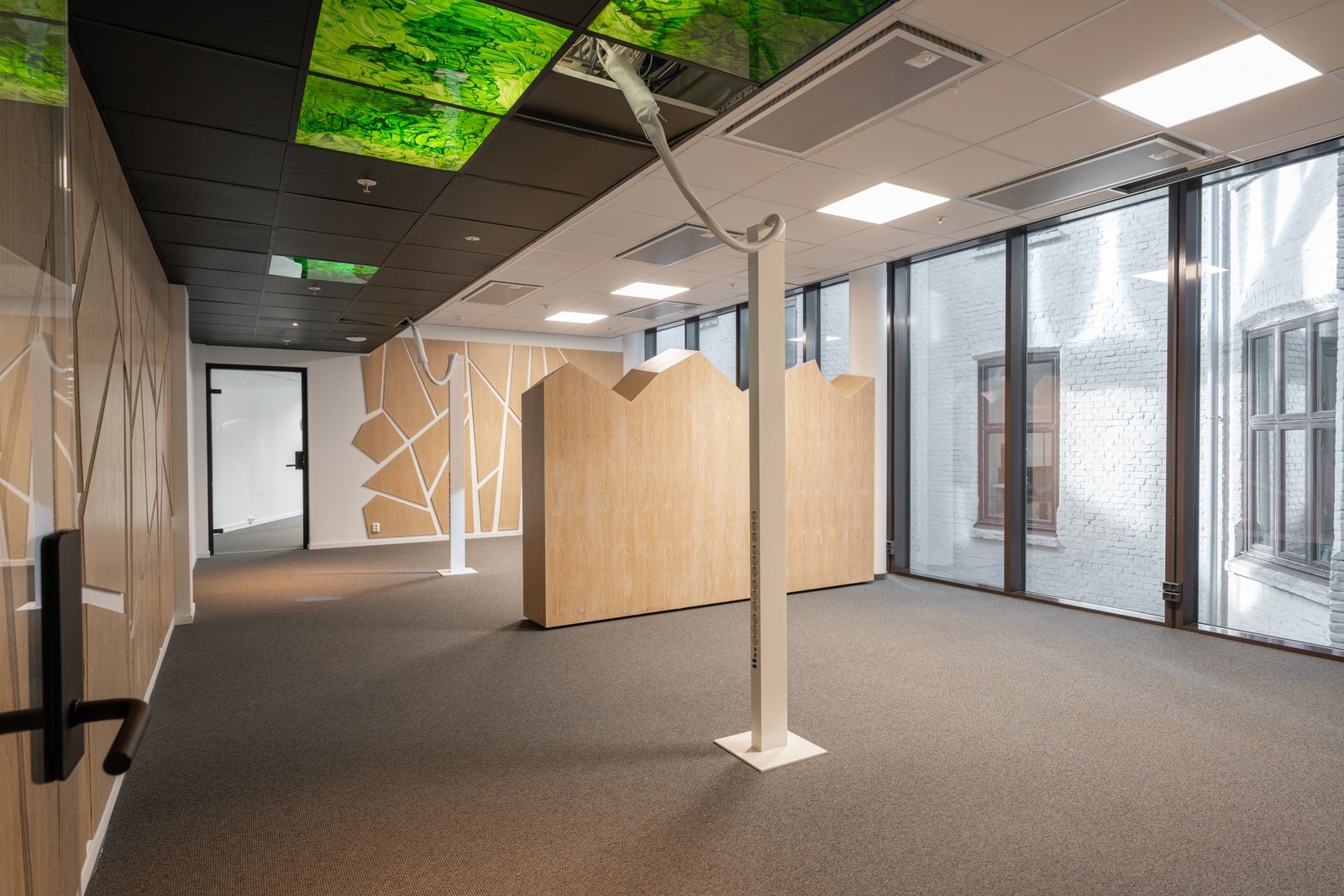 De ledige arealene Galleribilde