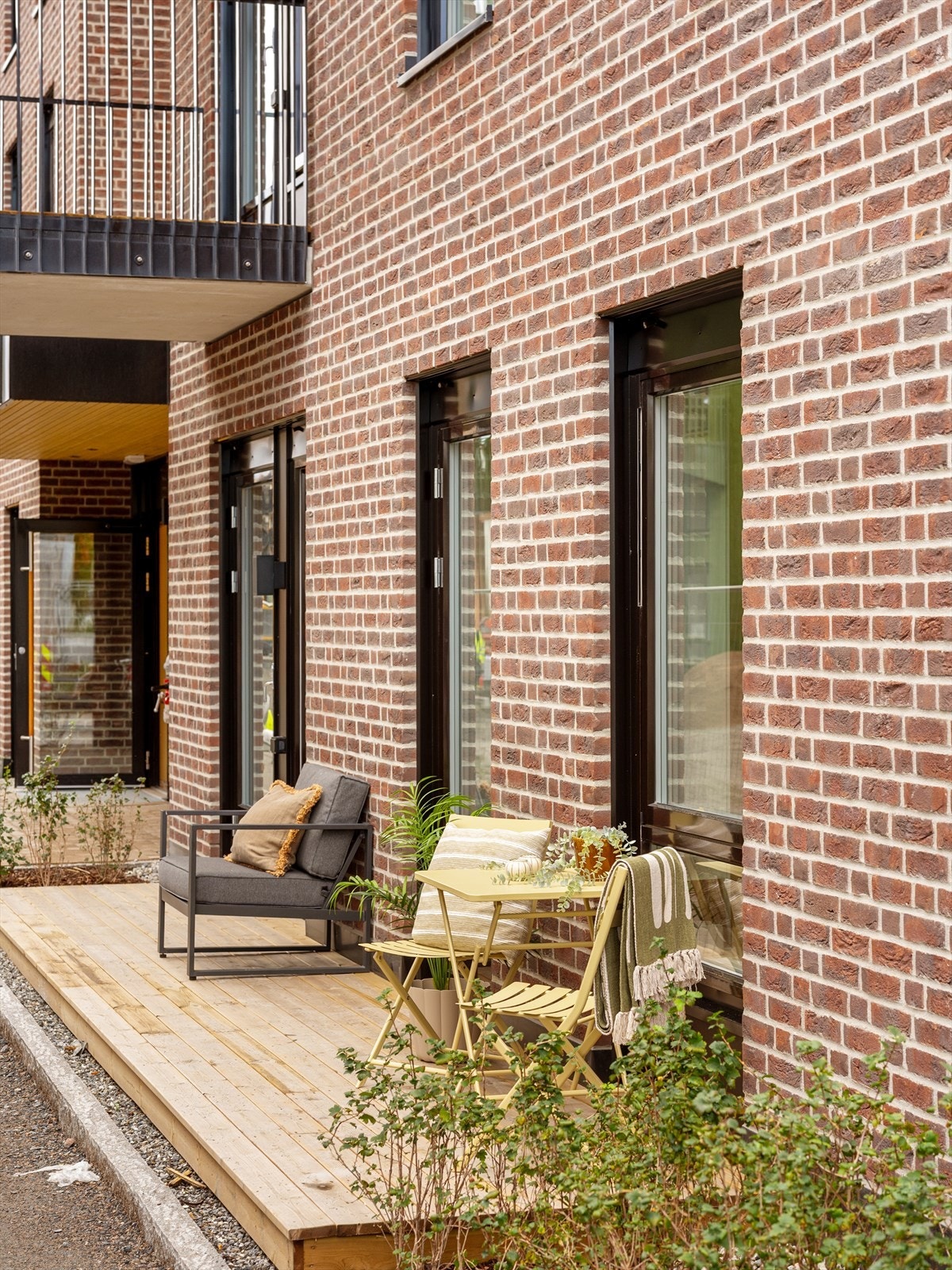 Her er det godt med plass til å dele markterrassen inn i to ulike soner- alt etter behov. Galleribilde