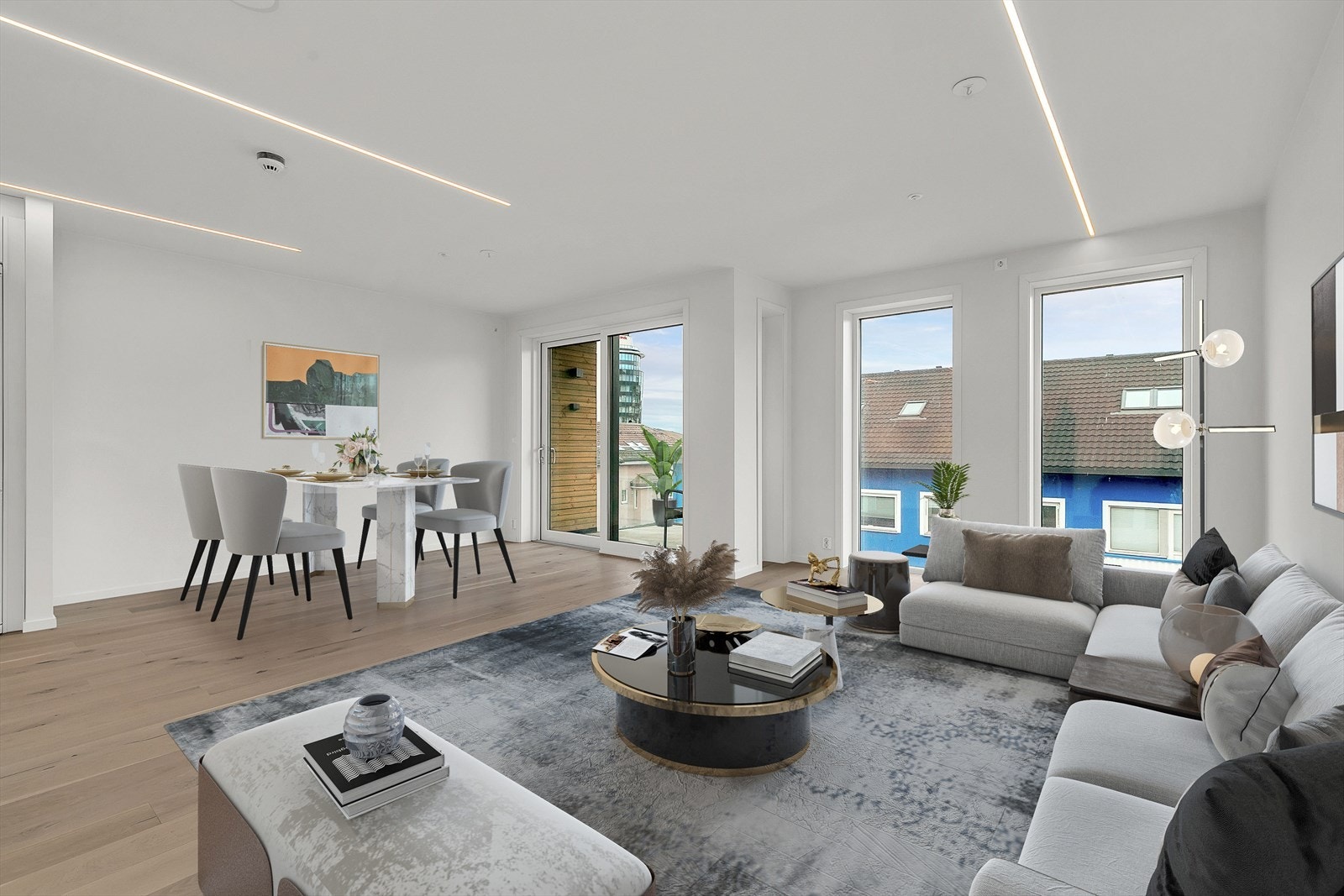 Store vinduer og en romslig balkong gir mye naturlig lys og gode solforhold. (Digitalt møblert) Galleribilde