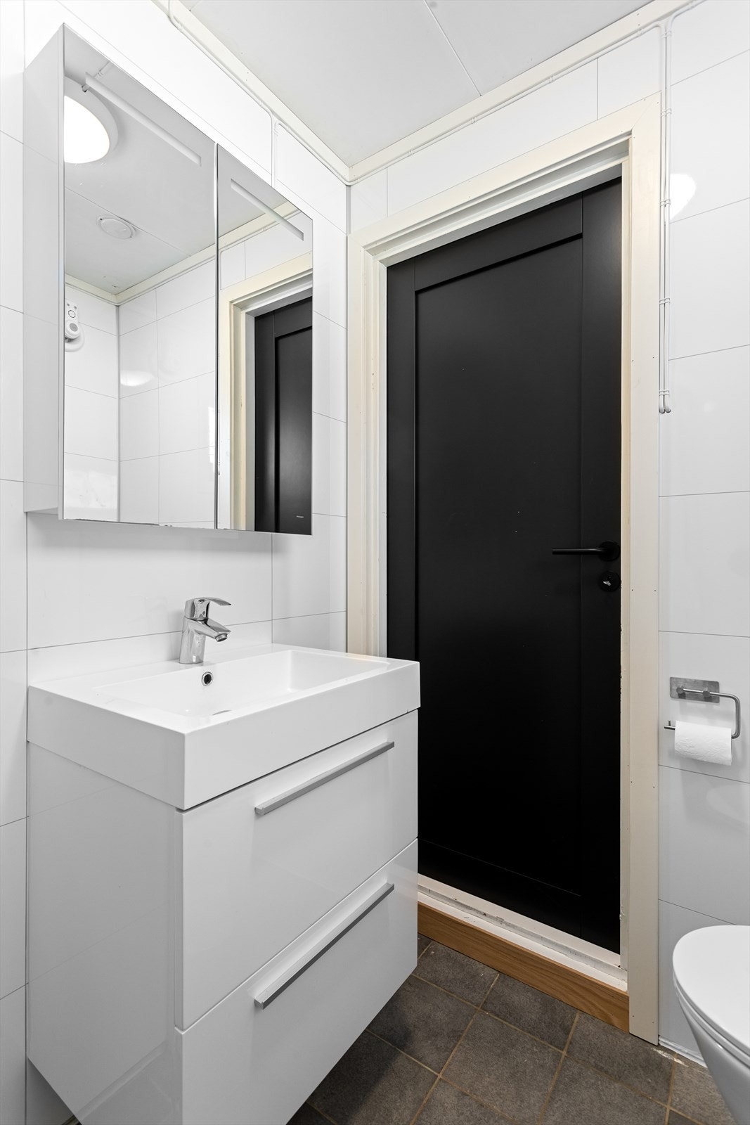 Badet har elektrisk gulvvarme Galleribilde