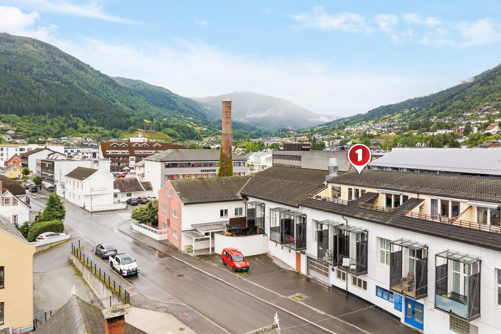 Seksjonen er del av sameiget Meieribygget, beståande av i alt 20 bueiningar. Sameiget er godt etablert og har ein sunn økonomi. Galleribilde