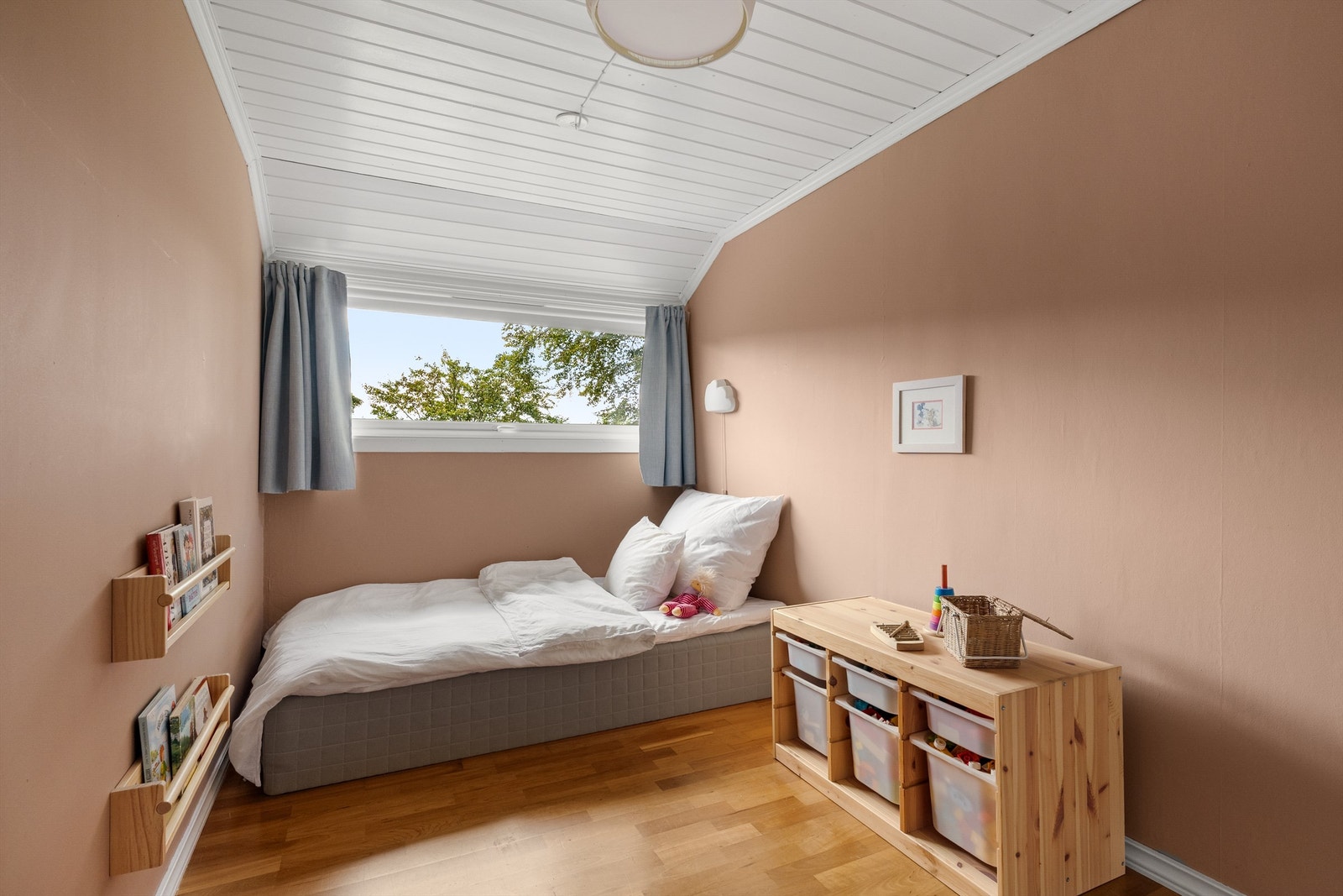 Soverom nr. 3. Galleribilde