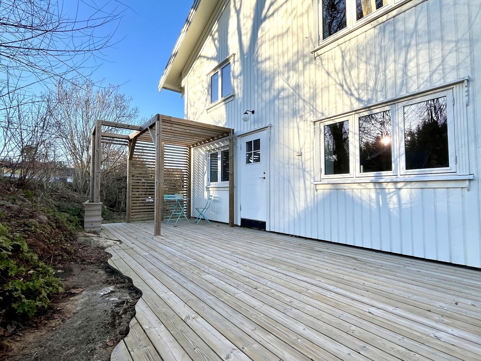 Privat terrasse ved inngangspartiet Galleribilde