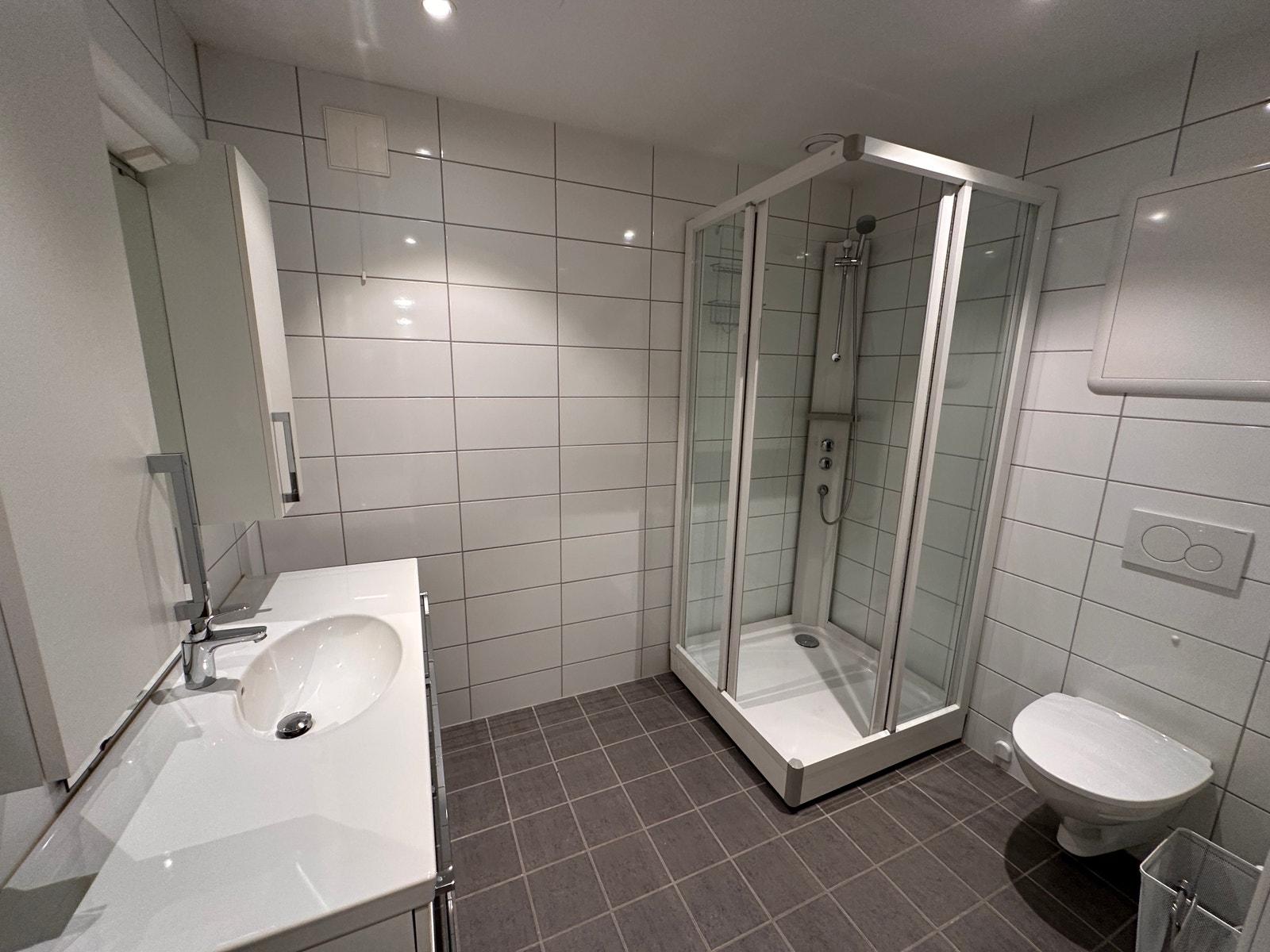 Helfliset bad 1 Galleribilde