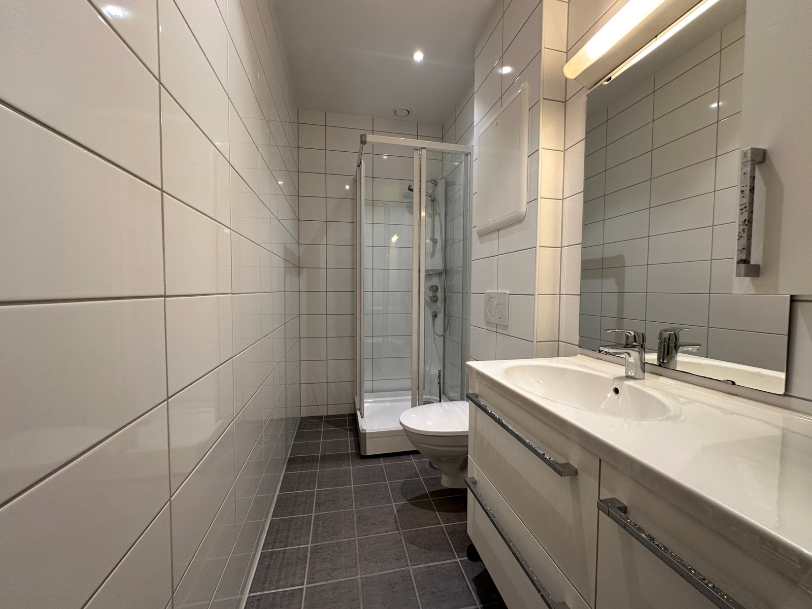 Helfliset bad 2 Galleribilde