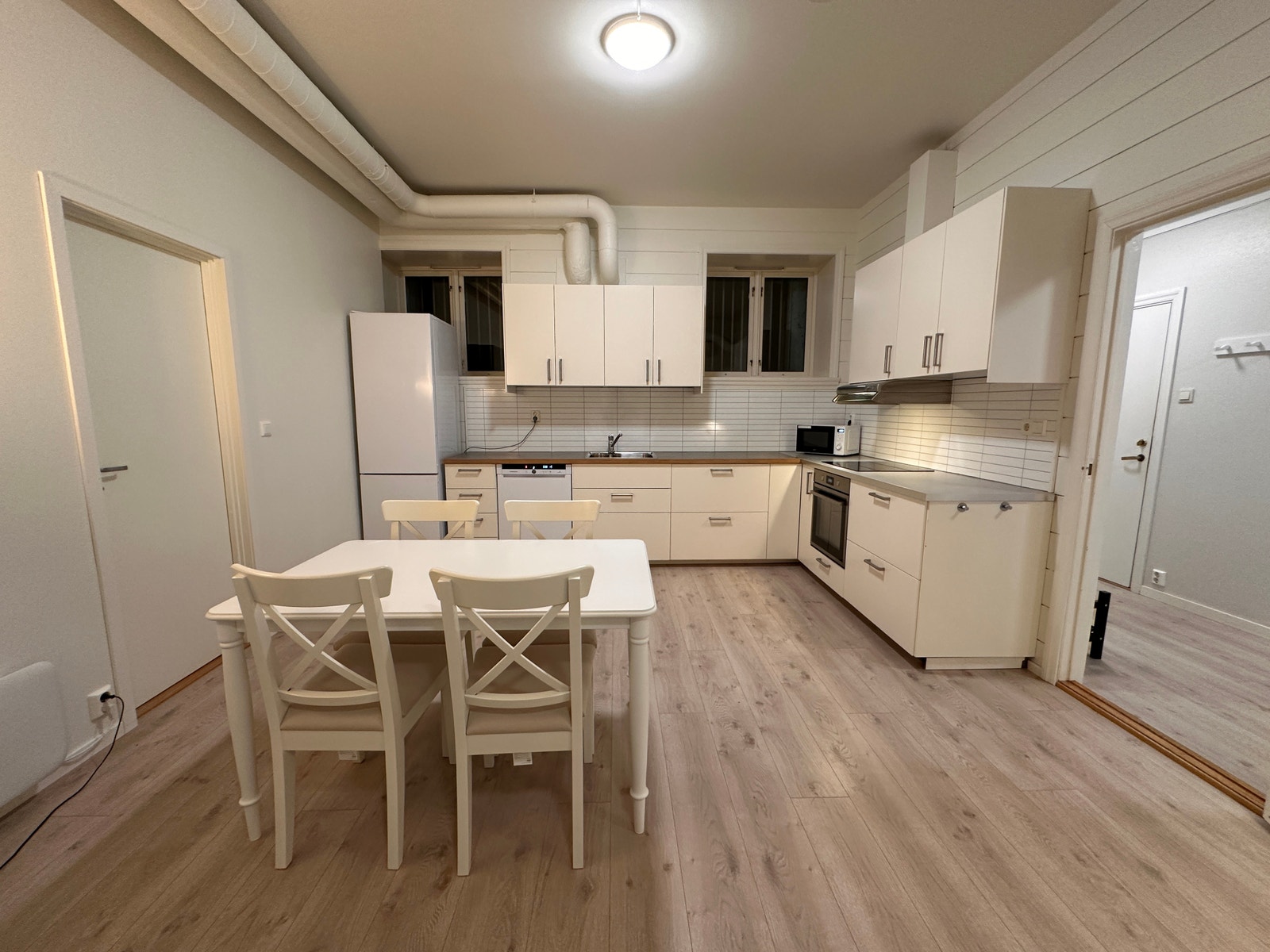 Stort felles kjøkken Galleribilde