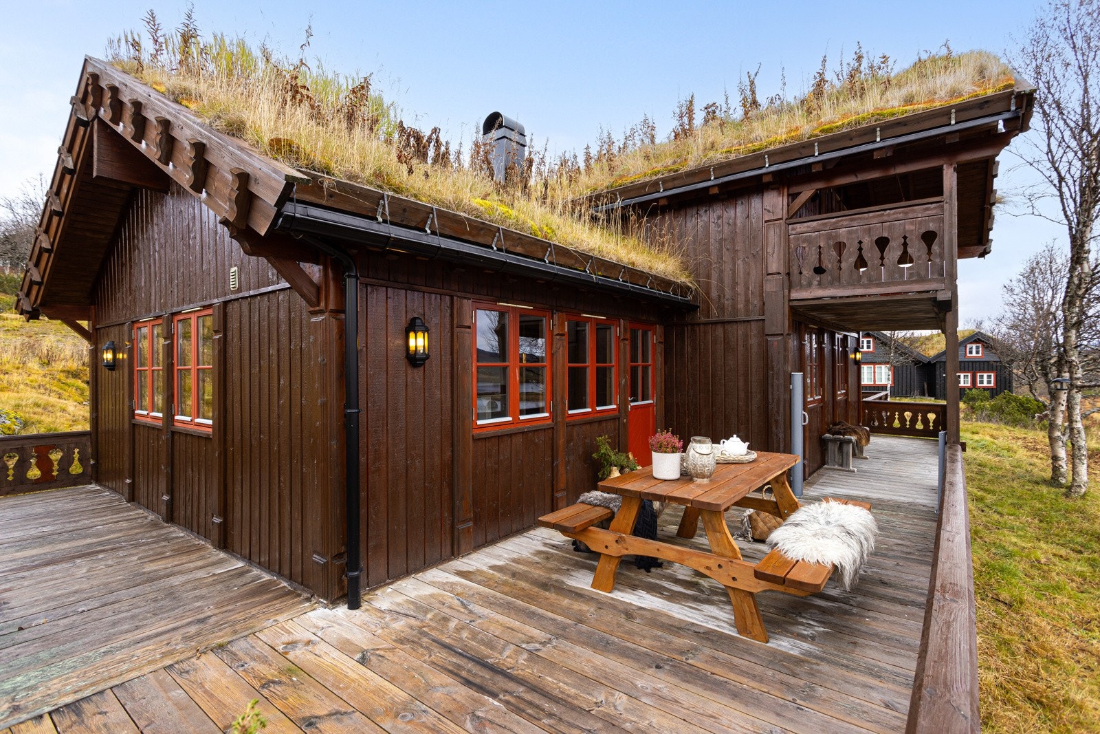 Eiendommen ligger på attraktive Storhaug, omkranset av vakker natur Galleribilde