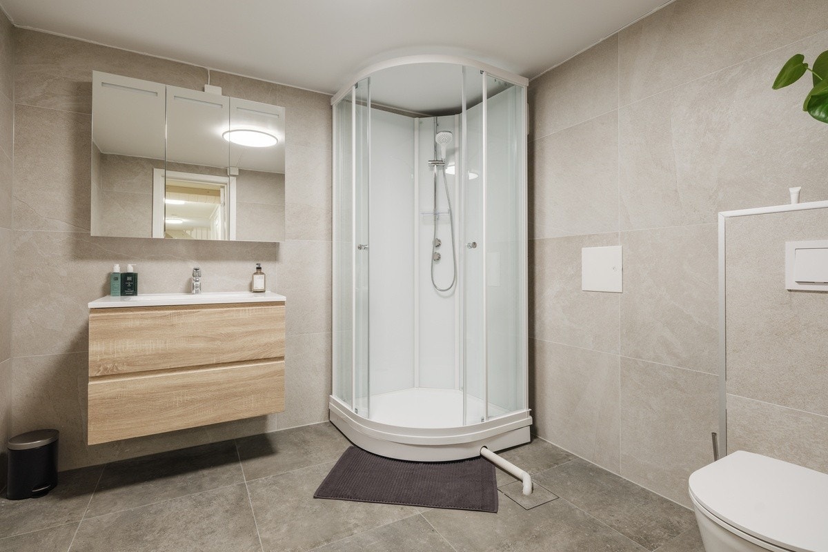 To bad - begge helt nye Galleribilde