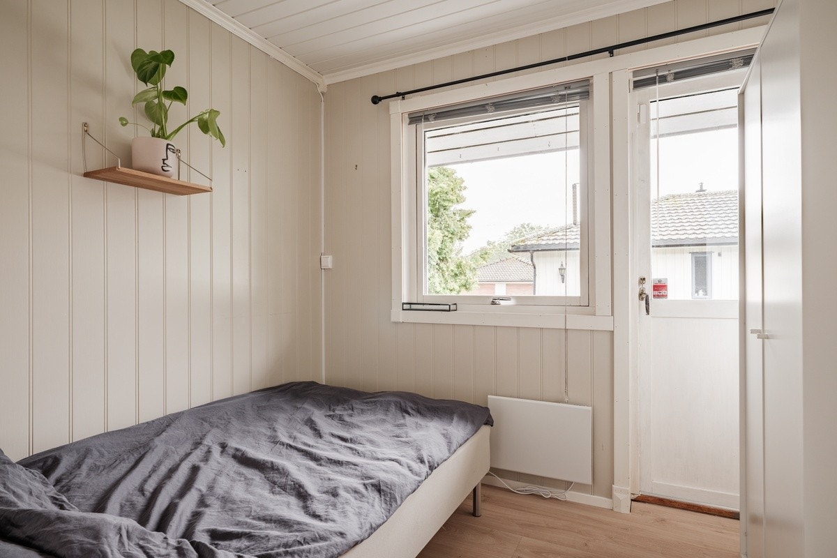 Rom B: 7.600 kr - Egen balkong! - Ledig fra 01.01.26 - Nyoppusset Galleribilde