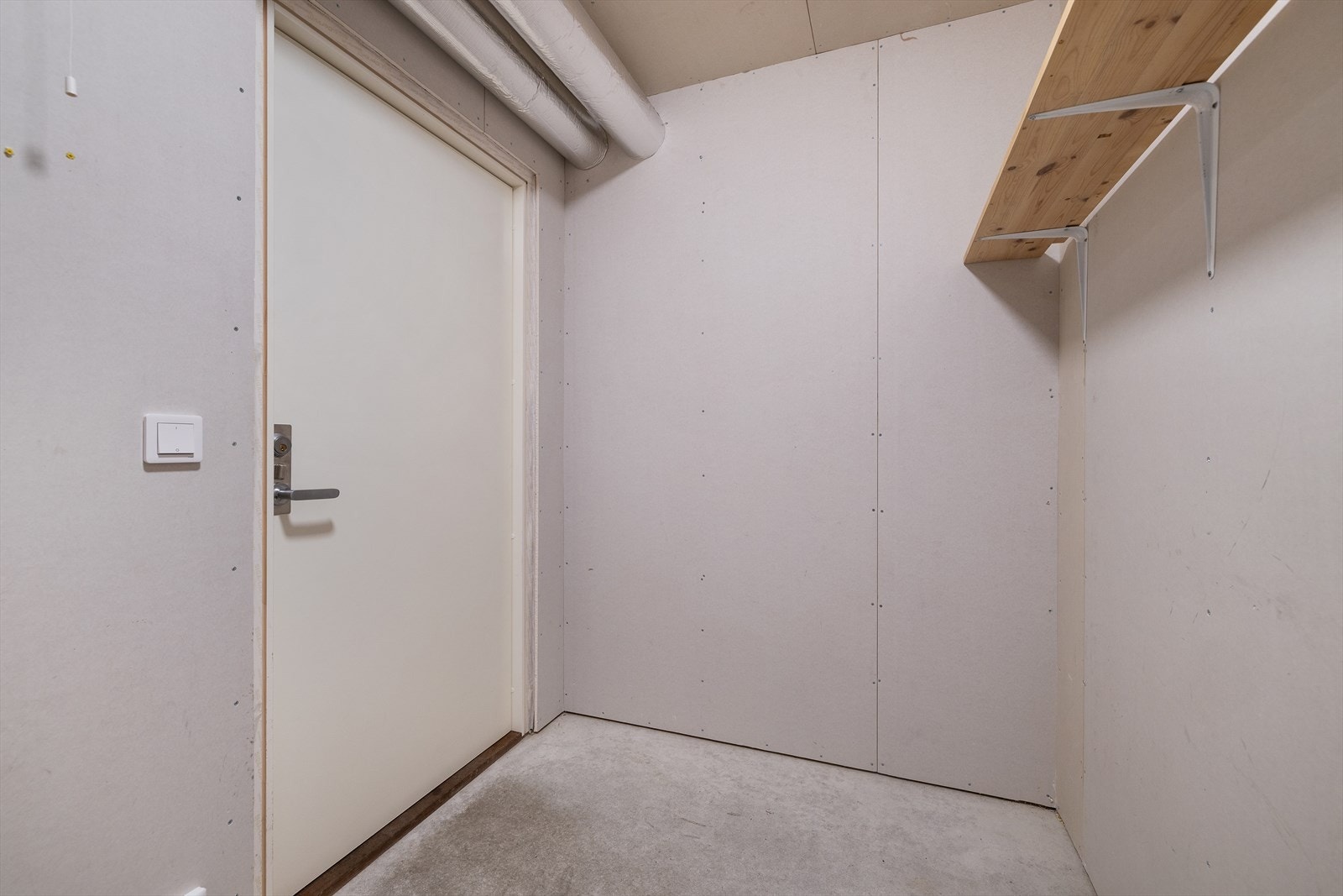 Utvendig bod som gir masse god lagringsplass. Galleribilde