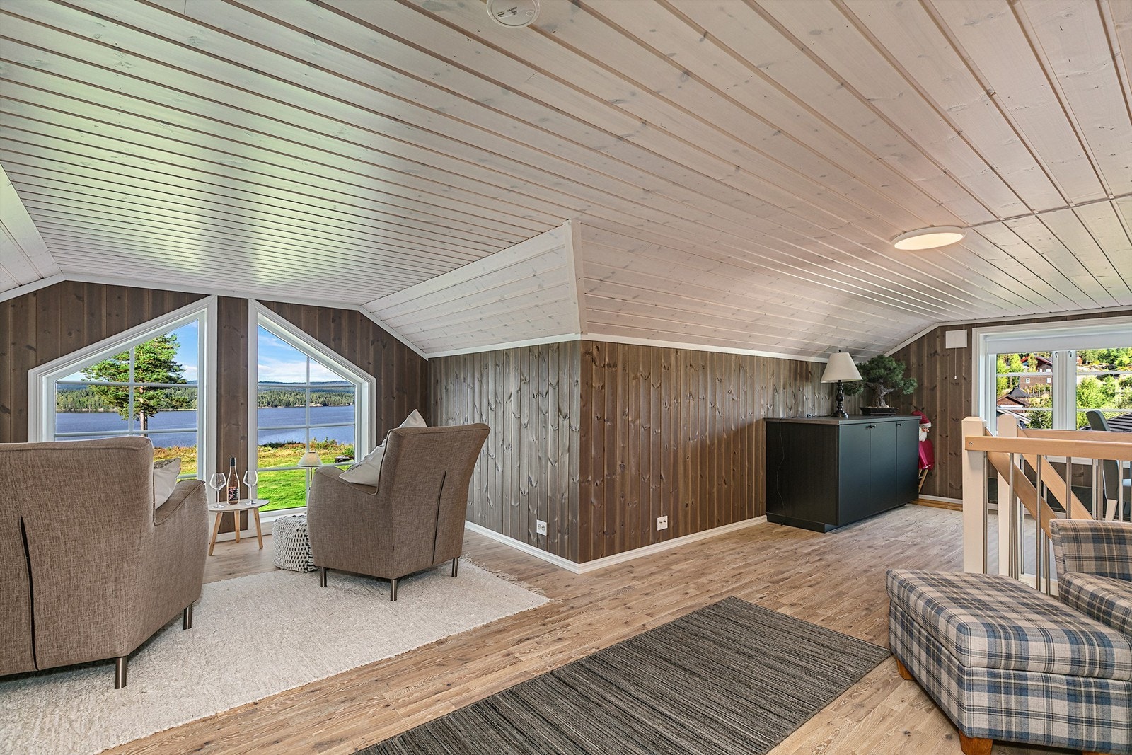 Innredet loftsetasje/hems Galleribilde