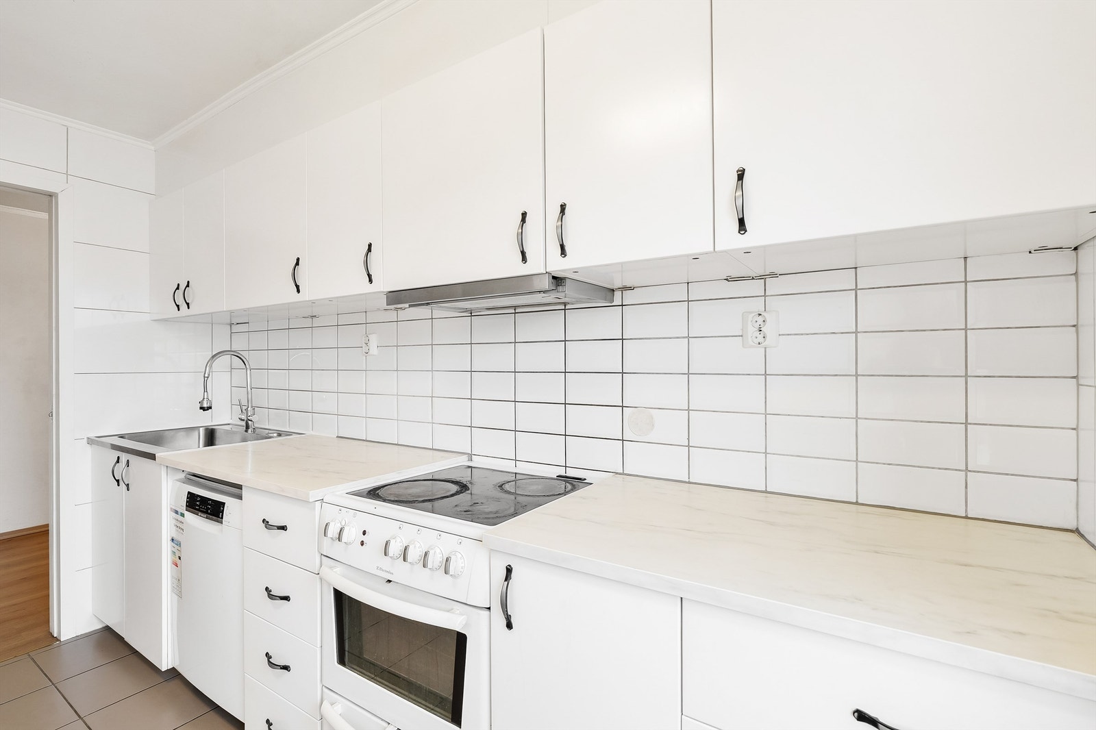 God lagringsplass i skuffer og skap Galleribilde